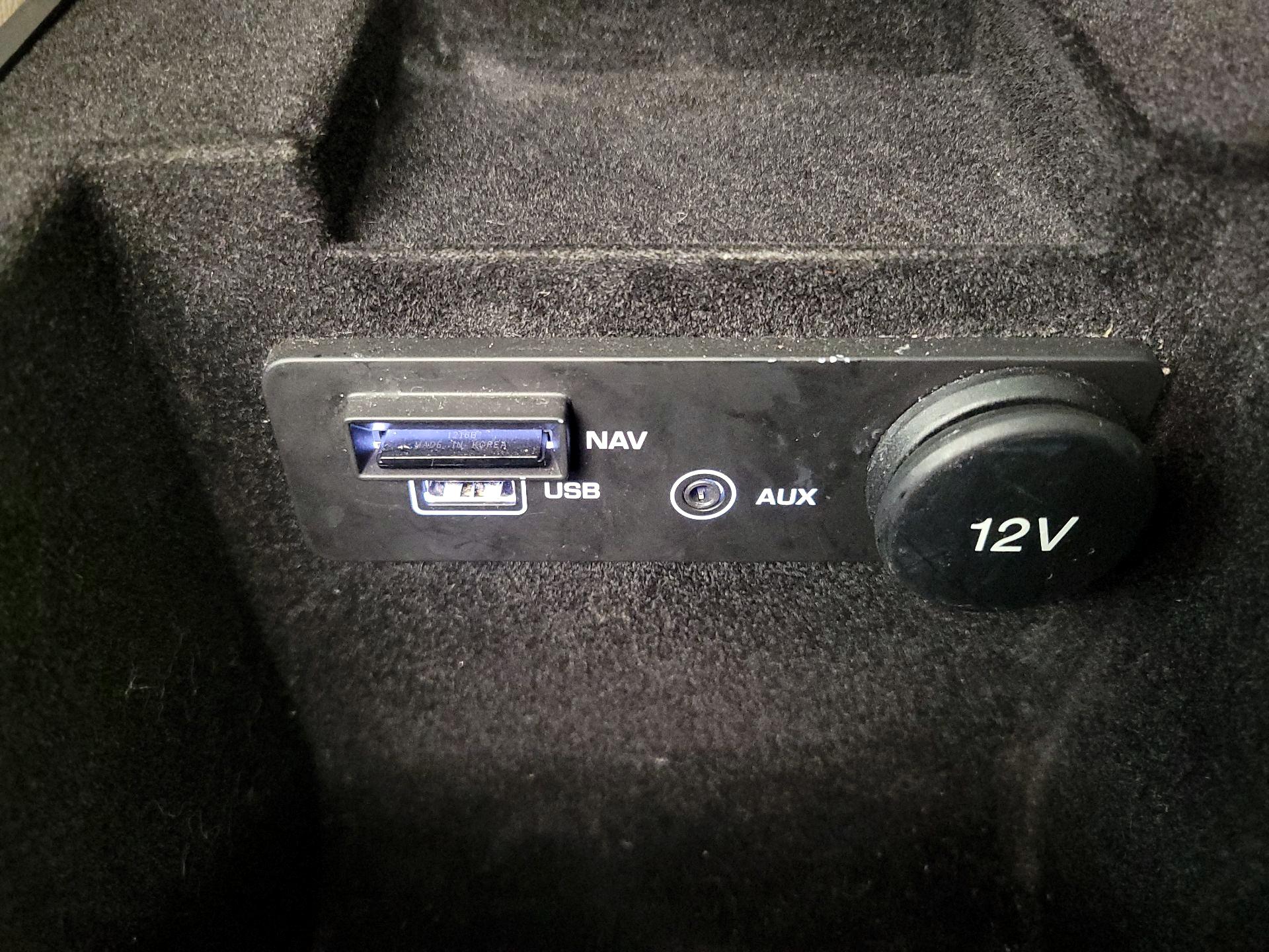 Thumbnail: 2017 Jaguar XE - 19