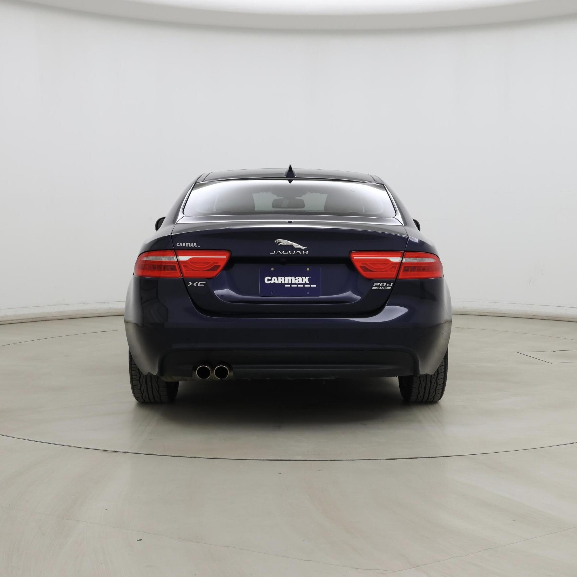 Thumbnail: 2017 Jaguar XE - 6