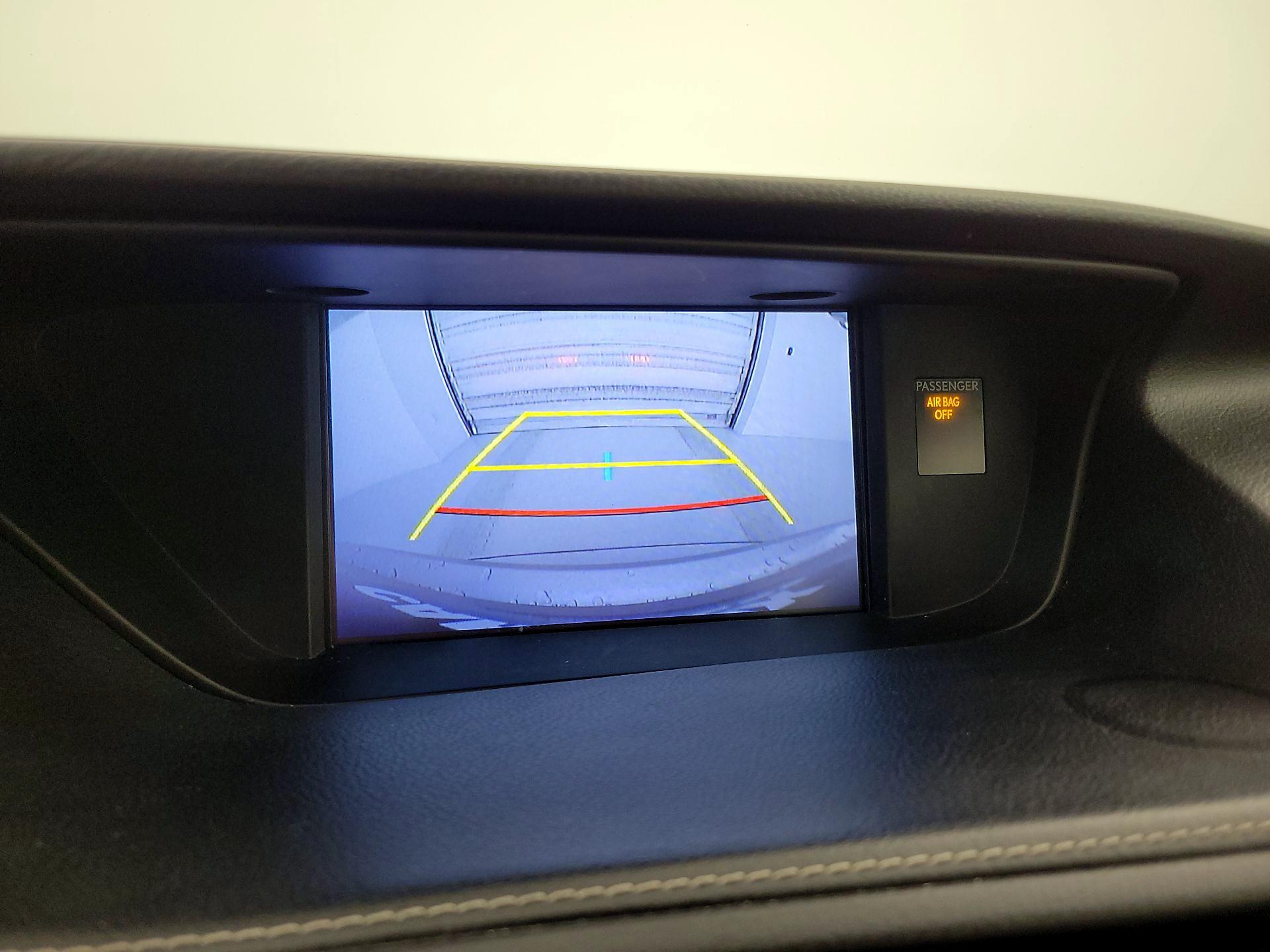 Thumbnail: 2015 Lexus ES - 15