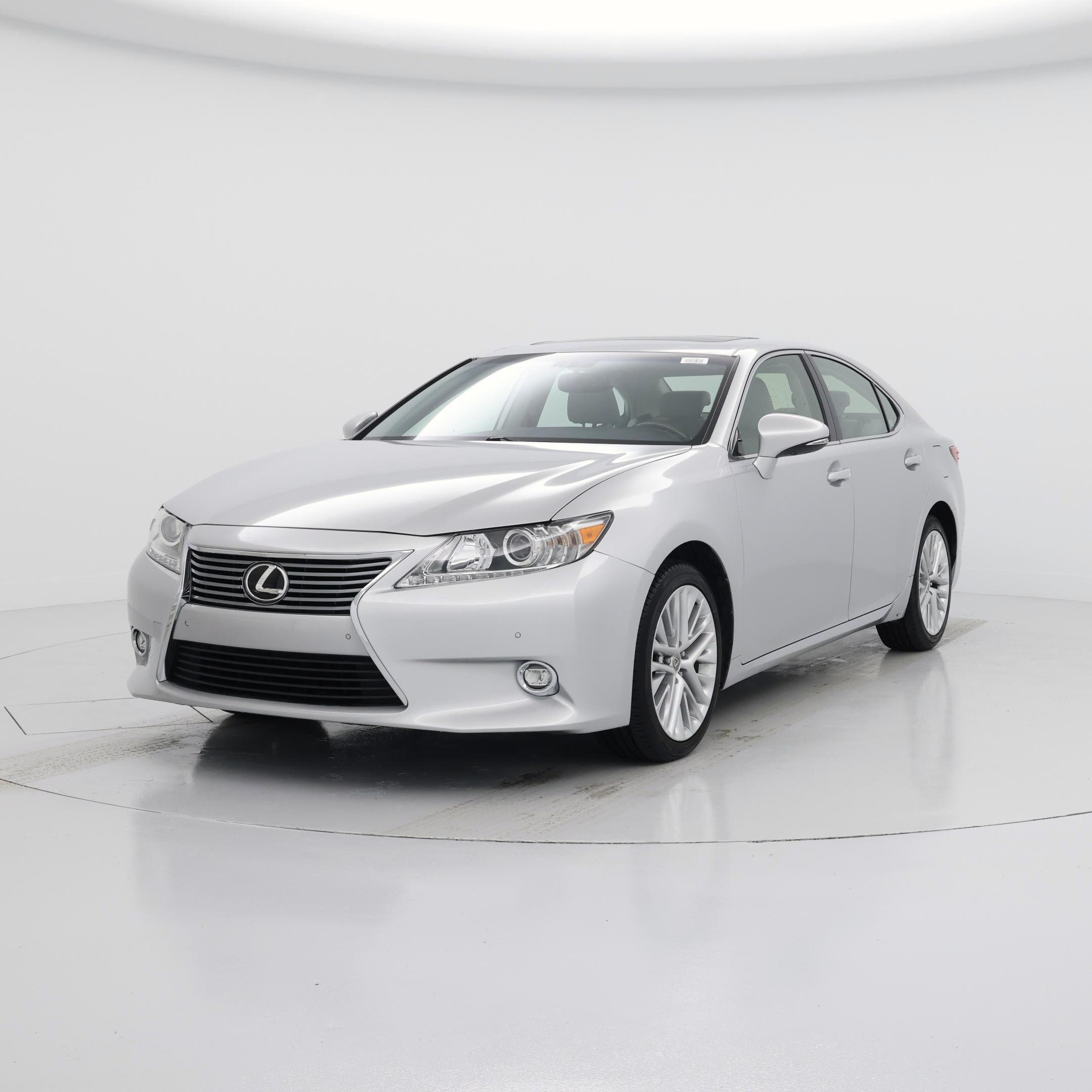 Thumbnail: 2015 Lexus ES - 4