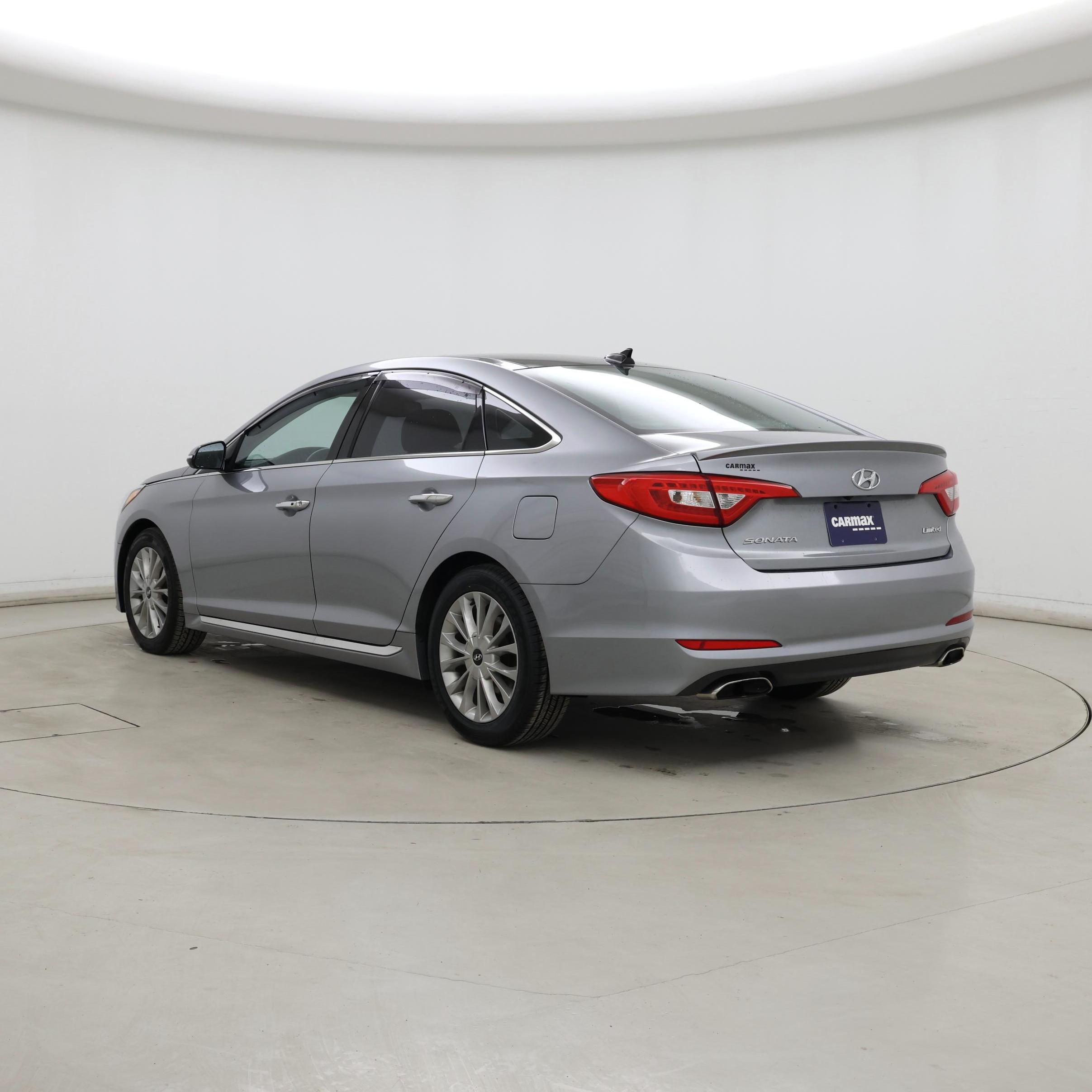 Thumbnail: 2015 Hyundai Sonata - 2