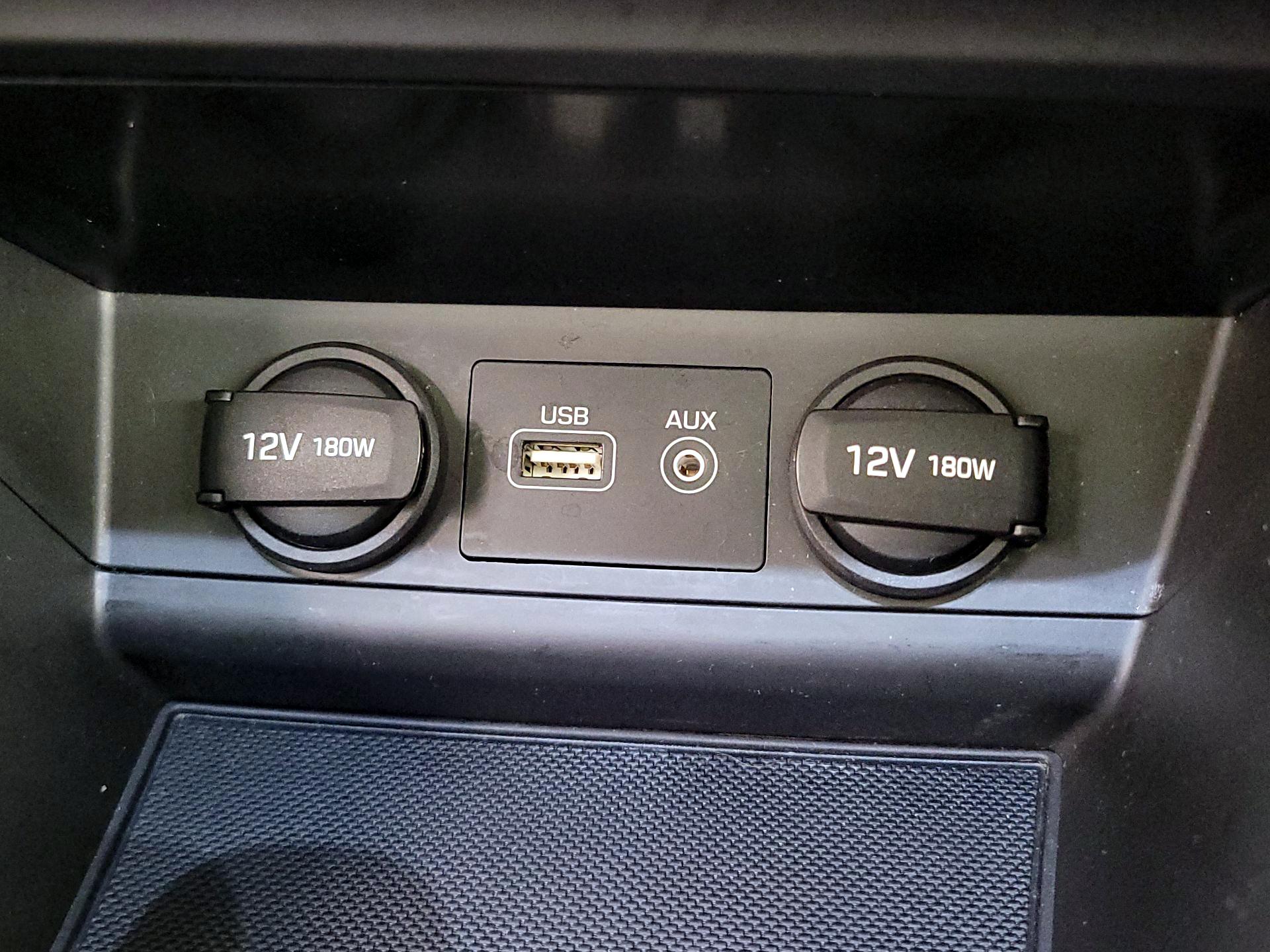 Thumbnail: 2015 Hyundai Sonata - 19