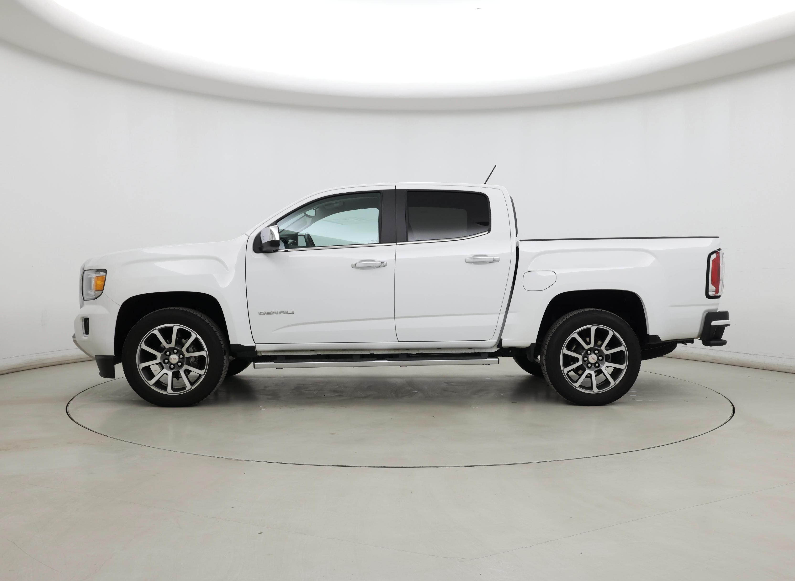 Thumbnail: 2019 GMC Canyon - 3
