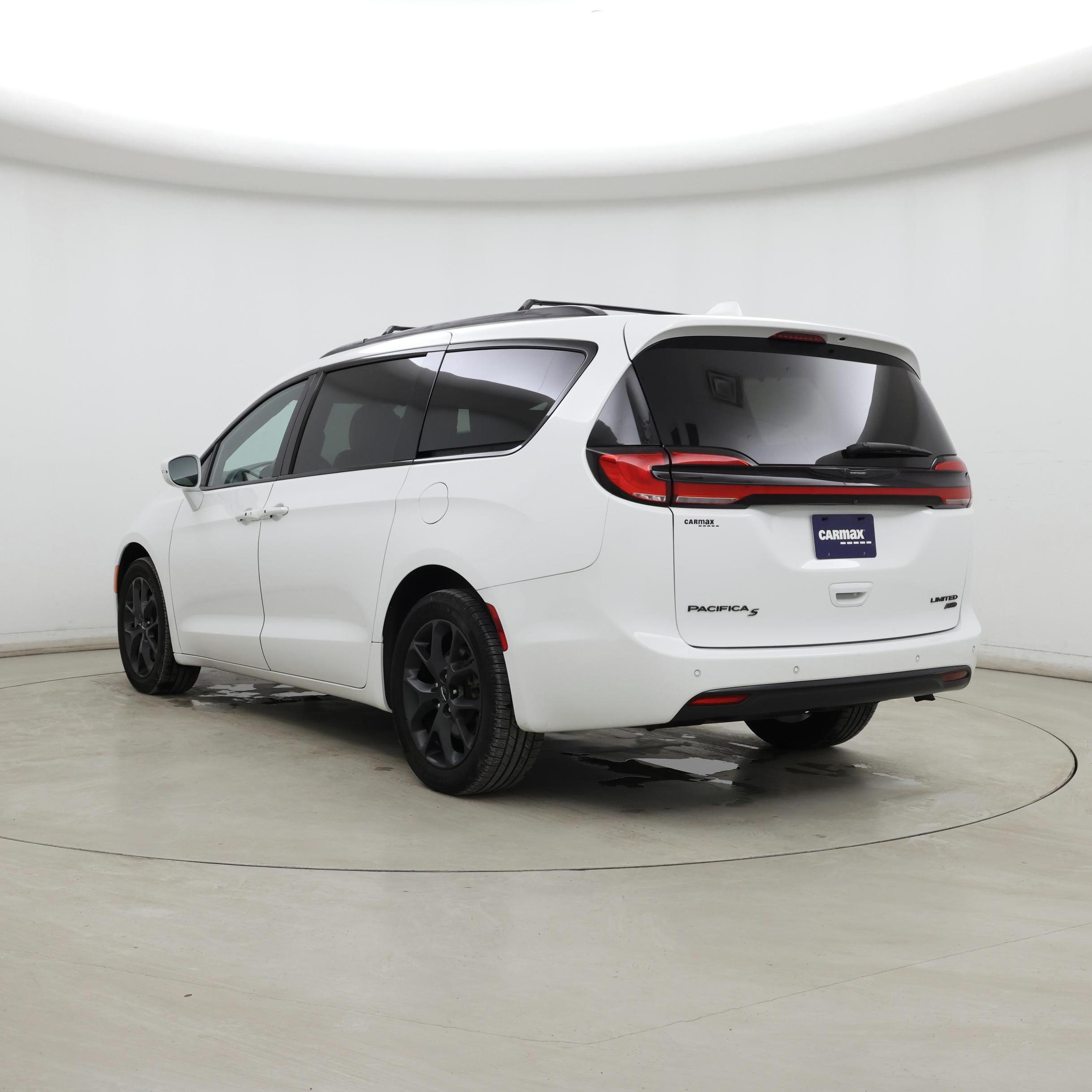 Thumbnail: 2021 Chrysler Pacifica - 2