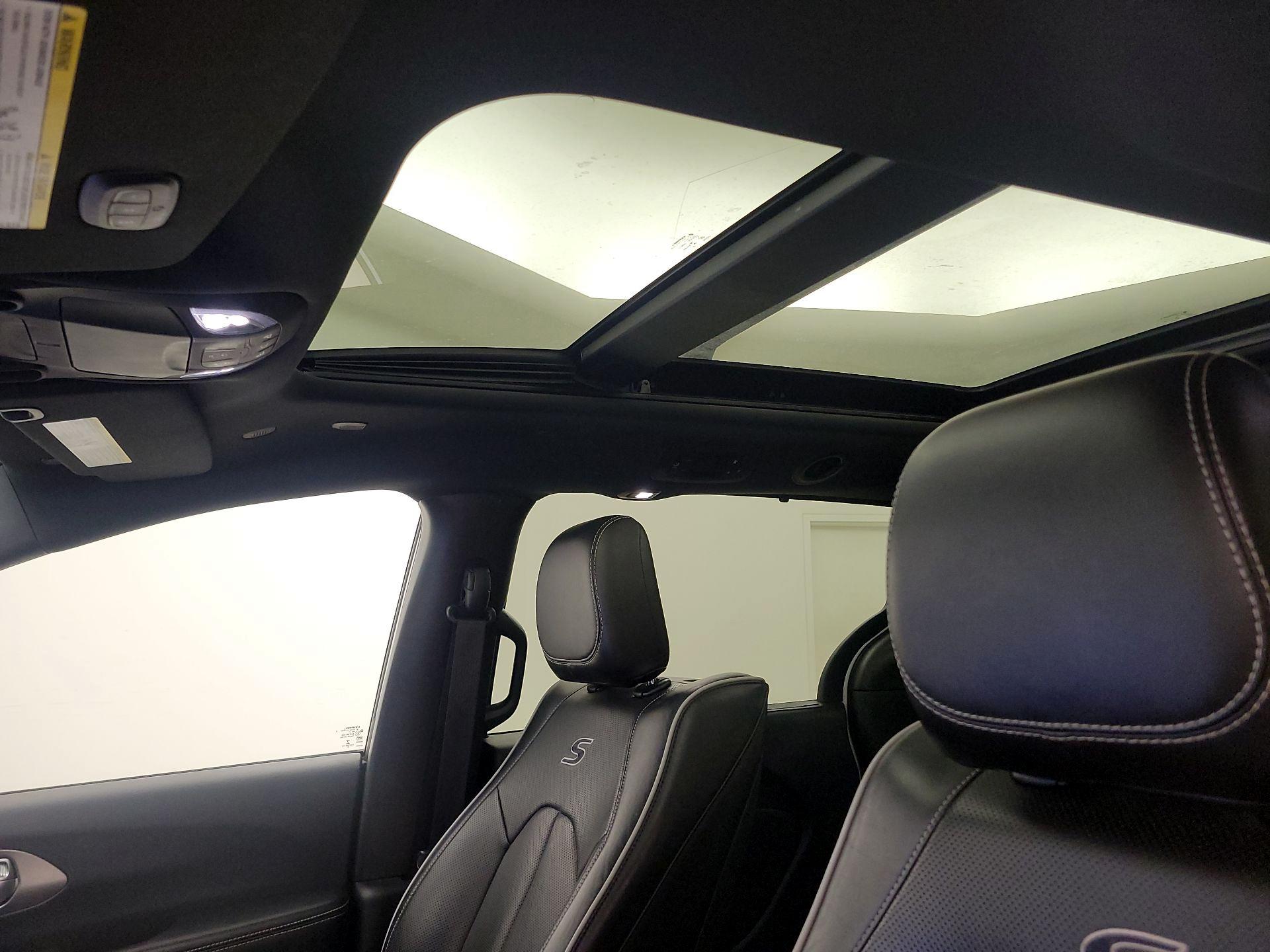 Thumbnail: 2021 Chrysler Pacifica - 20