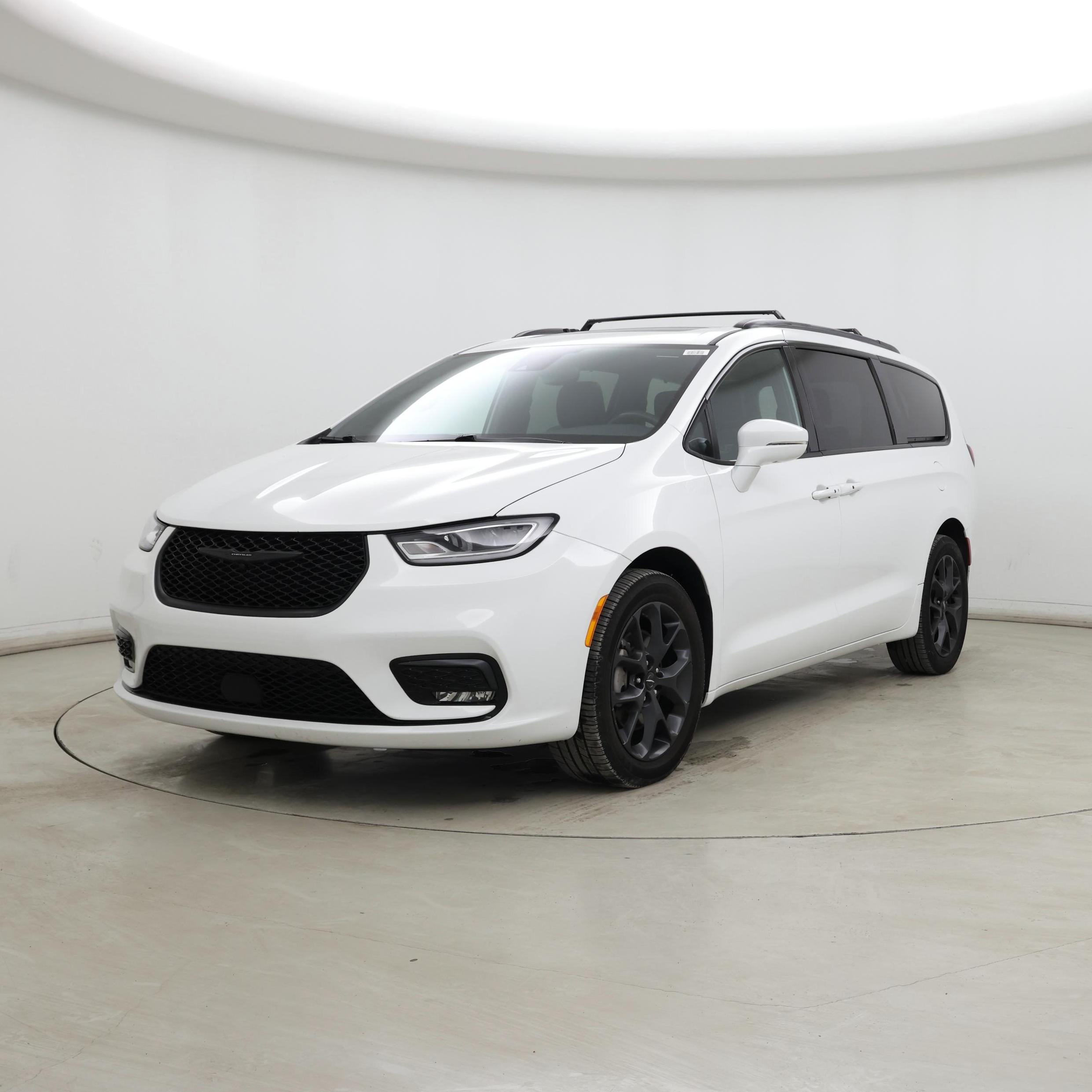 Thumbnail: 2021 Chrysler Pacifica - 4