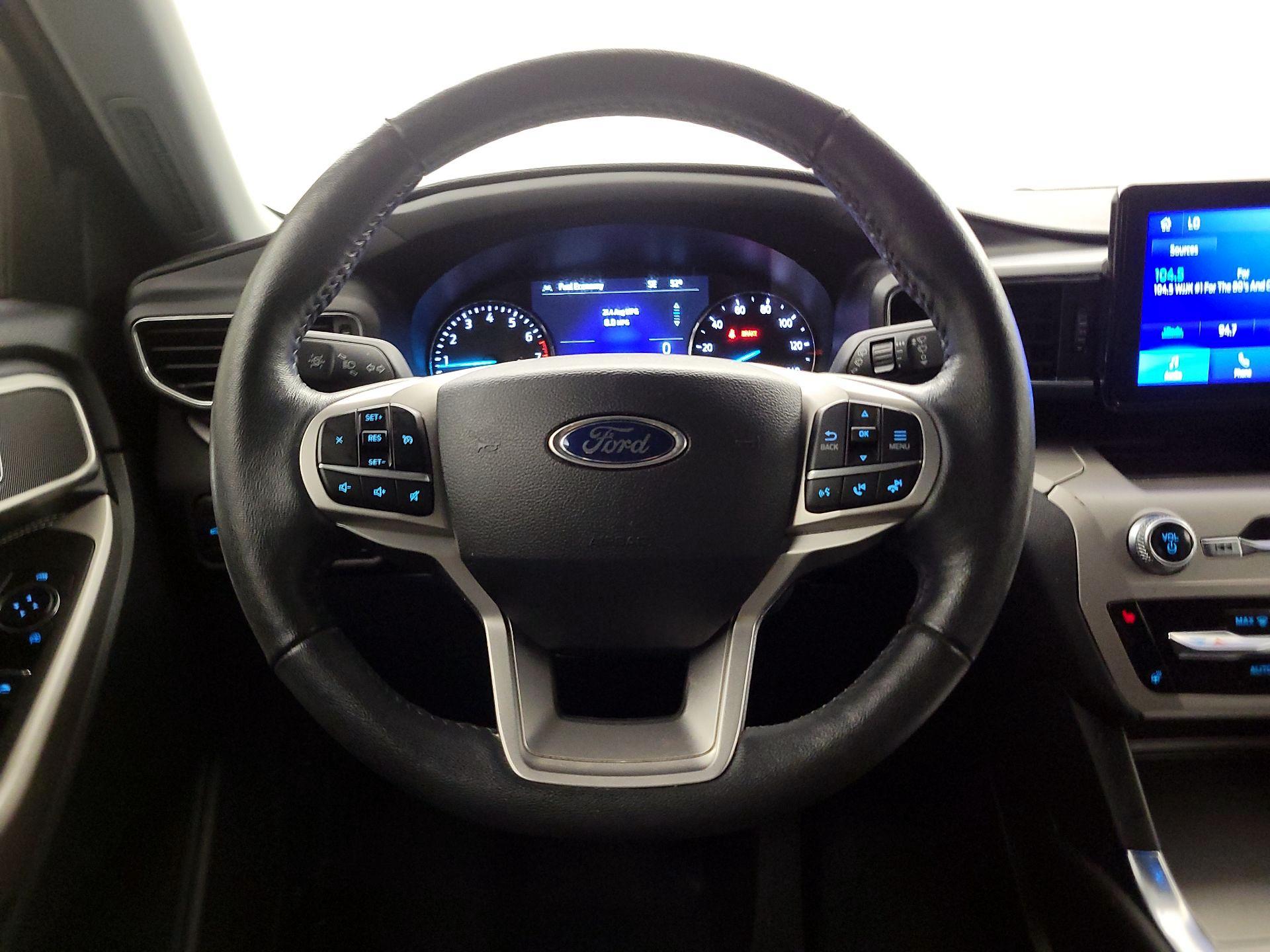 Thumbnail: 2022 Ford Explorer - 10