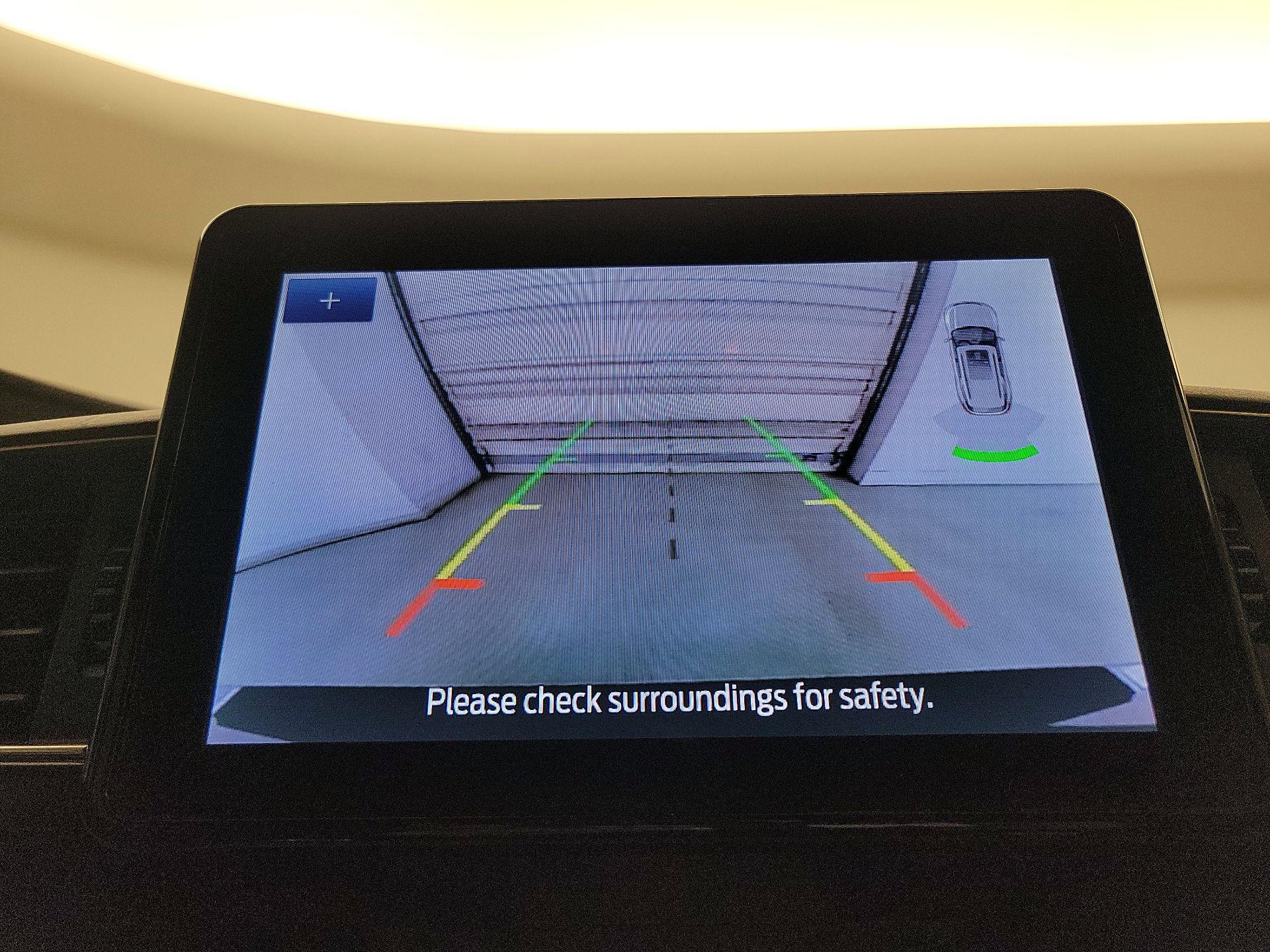 Thumbnail: 2022 Ford Explorer - 14