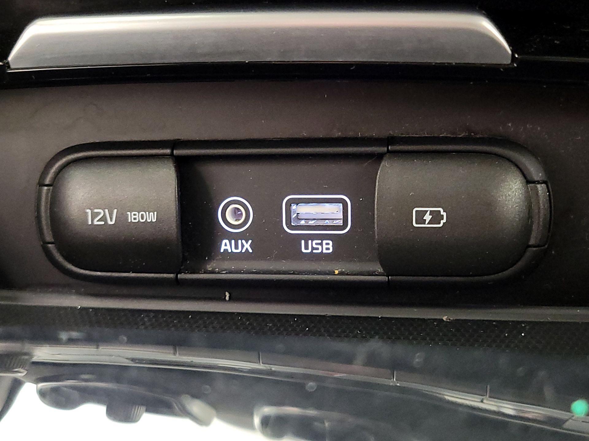 Thumbnail: 2019 Kia Stinger - 18