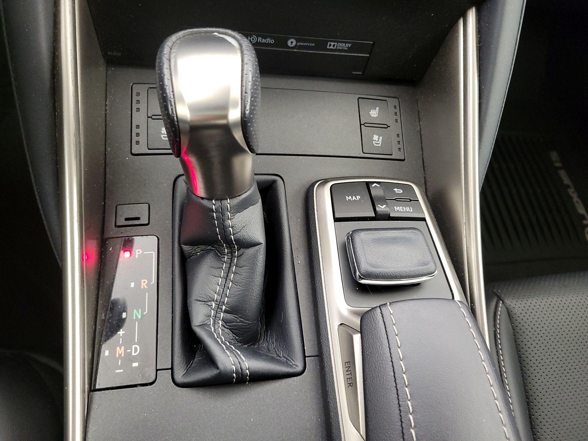 Thumbnail: 2018 Lexus IS - 18