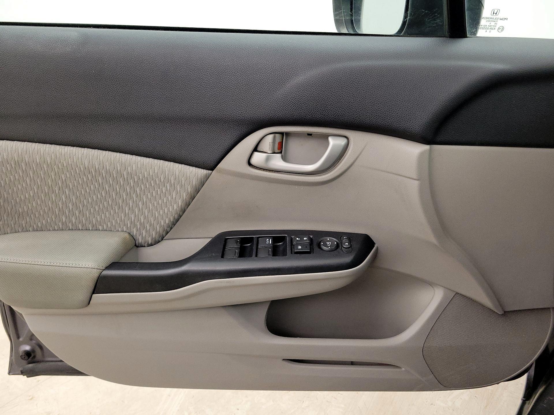 Thumbnail: 2014 Honda Civic - 12