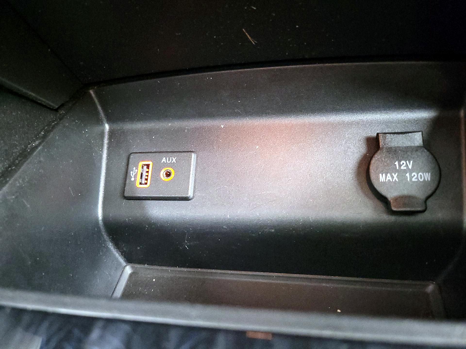 Thumbnail: 2017 Nissan Altima - 18