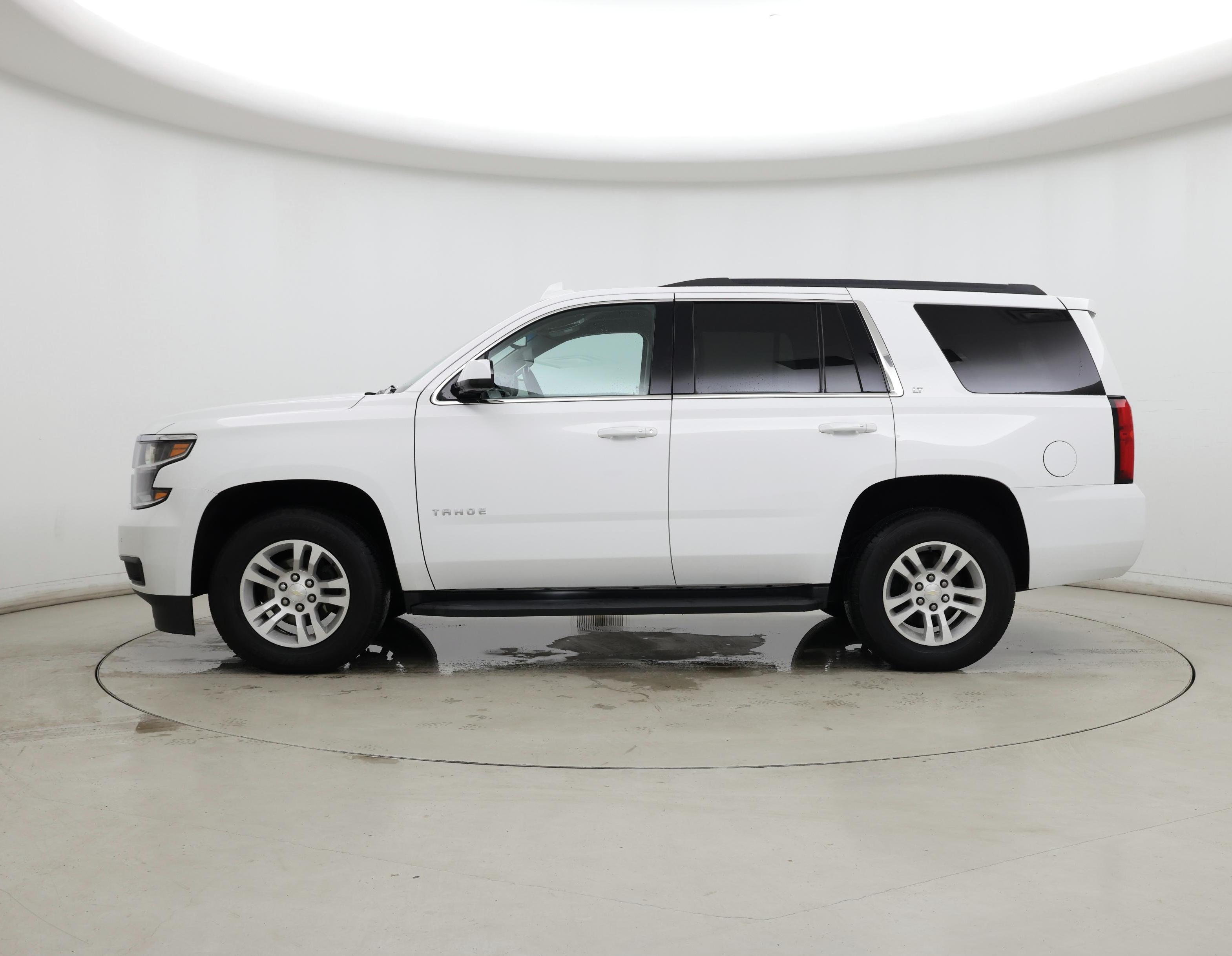 Thumbnail: 2020 Chevrolet Tahoe - 3