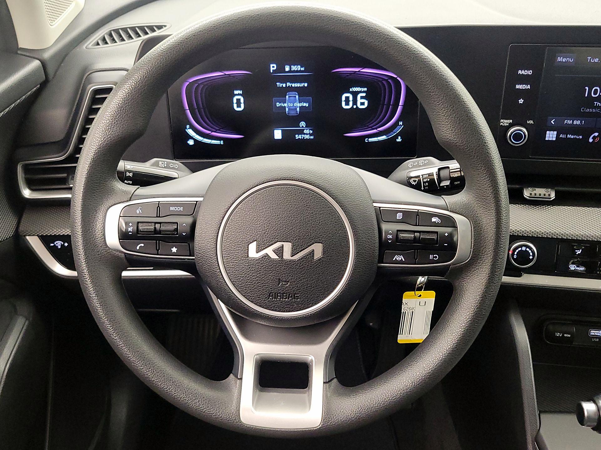 Thumbnail: 2023 Kia Sportage - 10