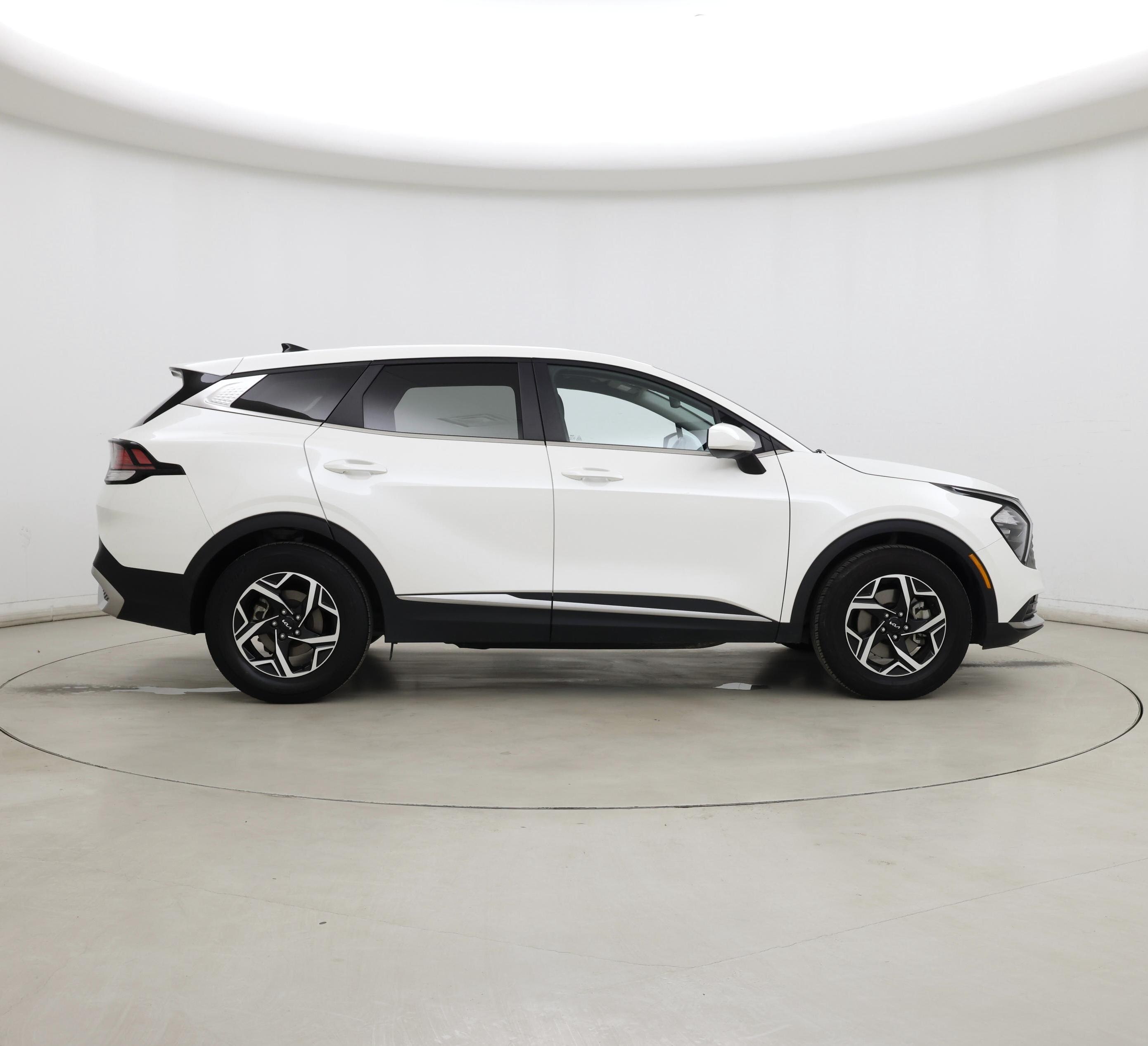 Thumbnail: 2023 Kia Sportage - 7