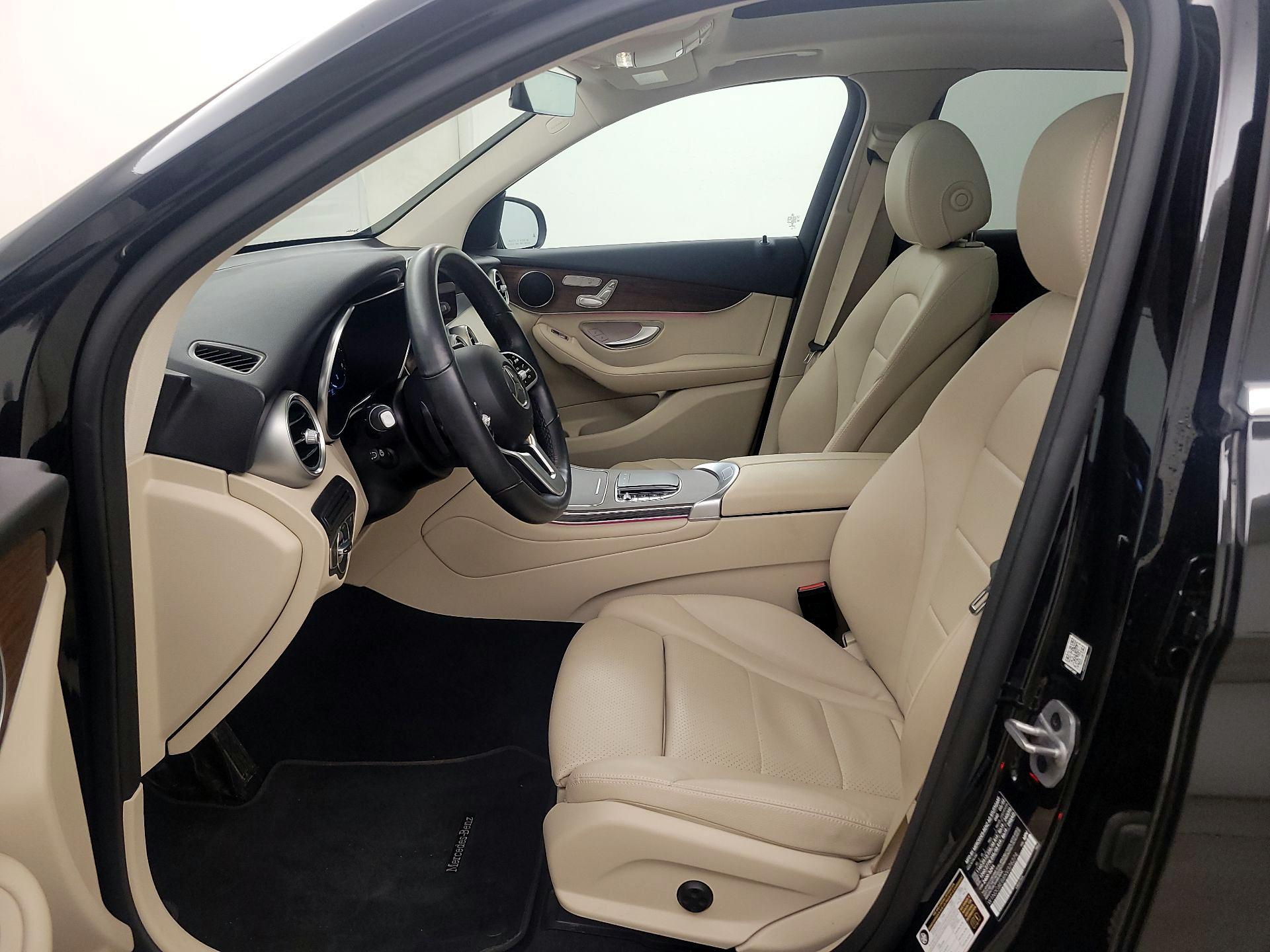 Thumbnail: 2022 Mercedes-Benz GLC - 11