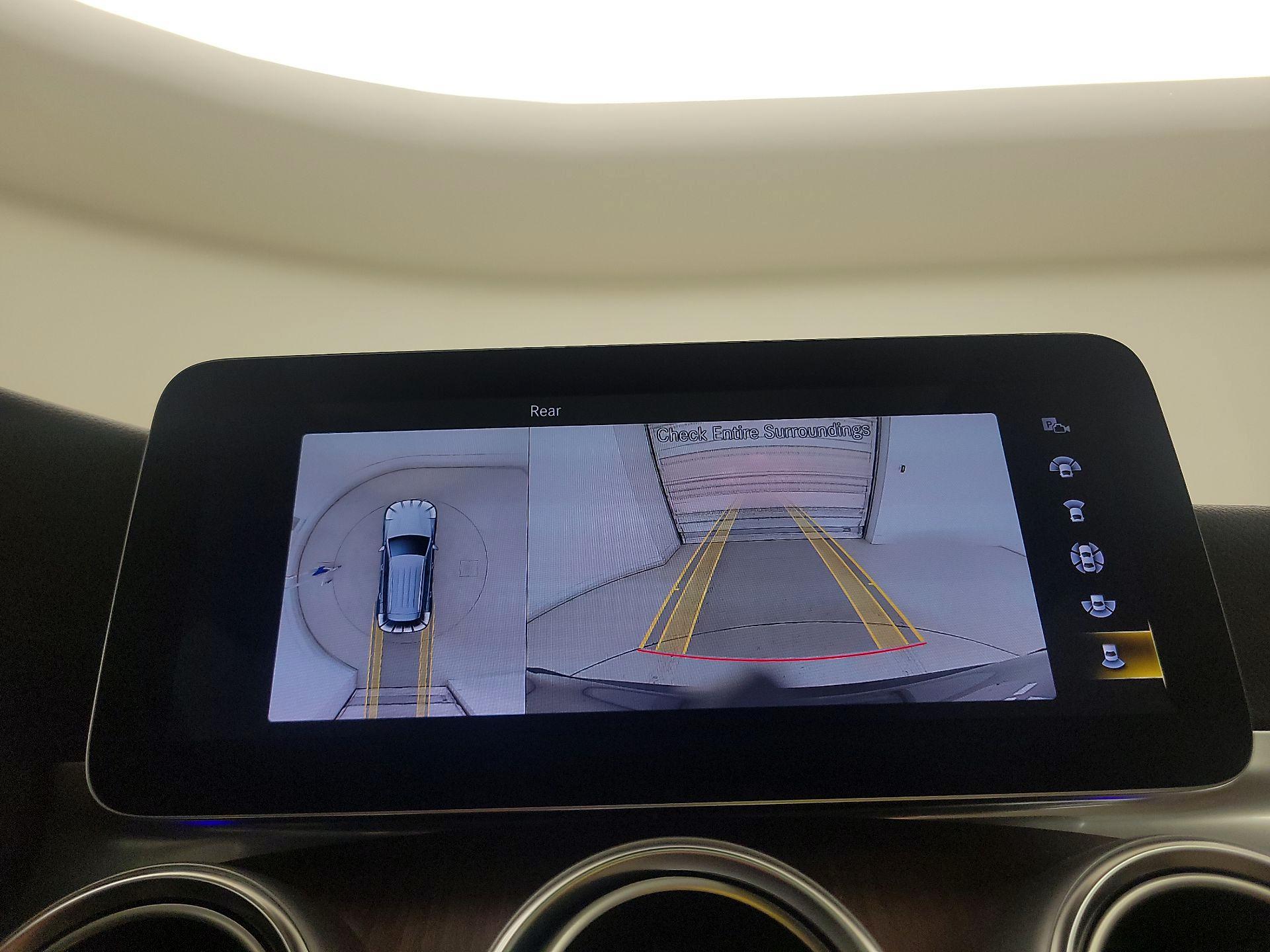 Thumbnail: 2022 Mercedes-Benz GLC - 15