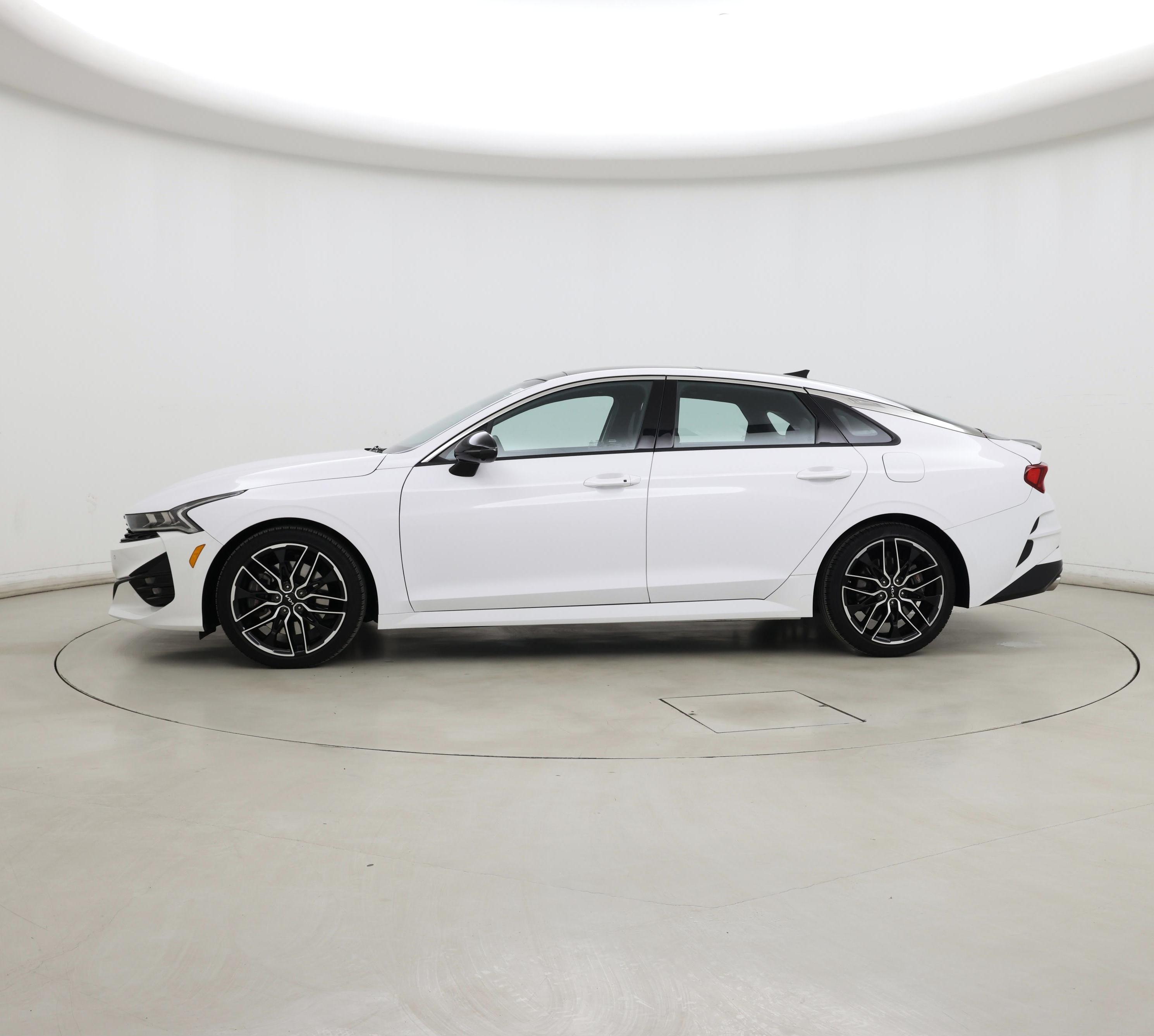 Thumbnail: 2023 Kia K5 - 3