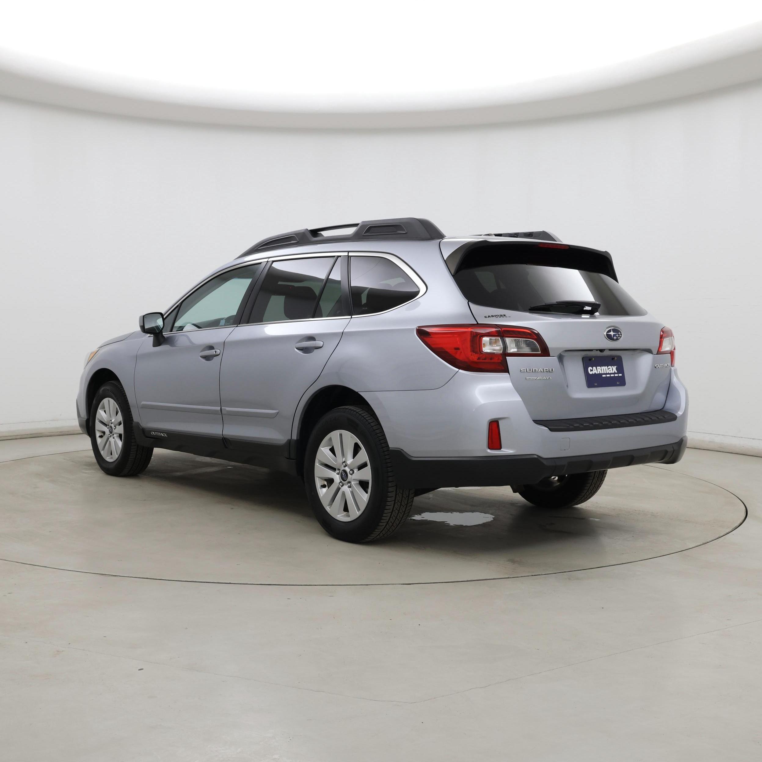 Thumbnail: 2015 Subaru Outback - 2