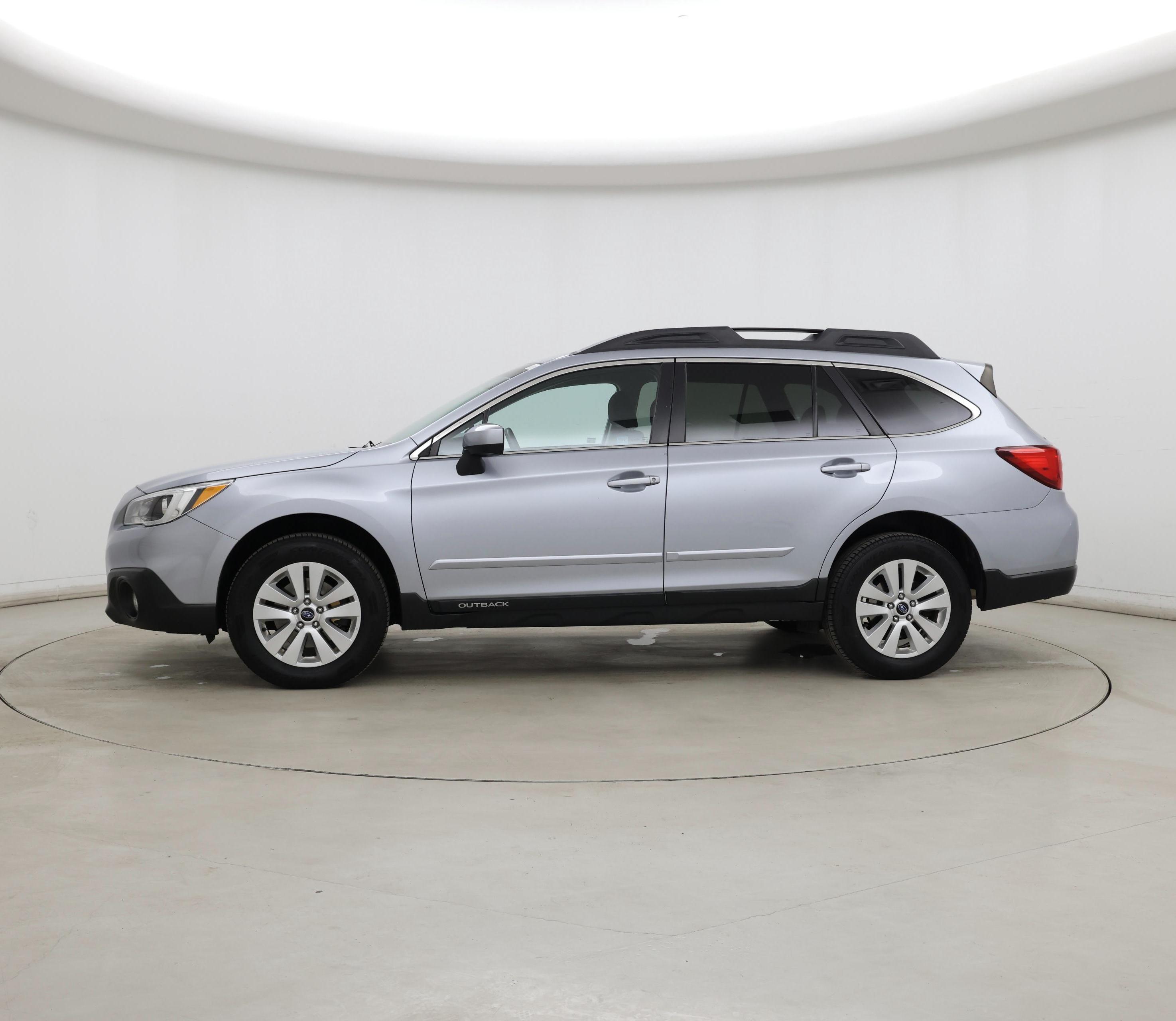Thumbnail: 2015 Subaru Outback - 3