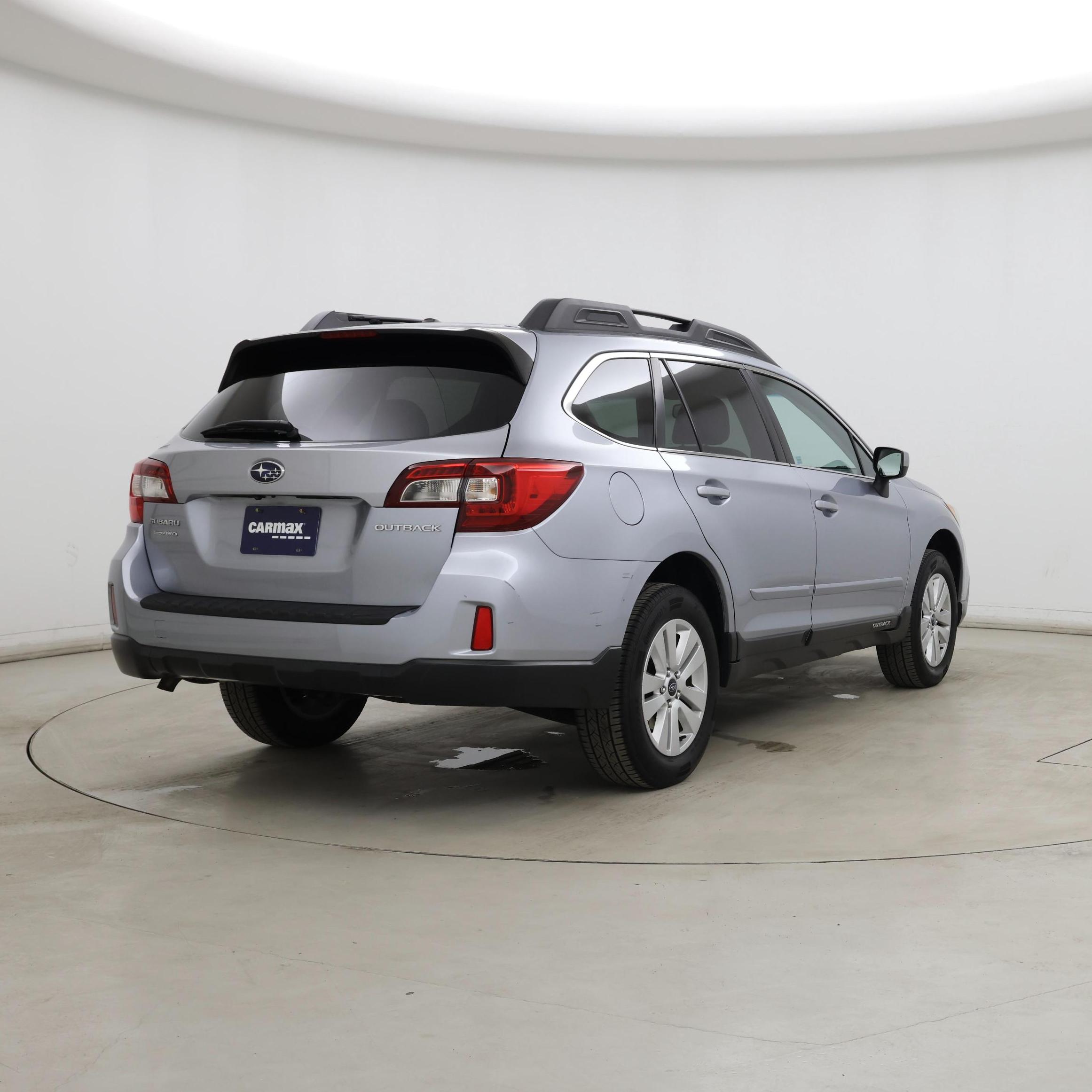 Thumbnail: 2015 Subaru Outback - 8