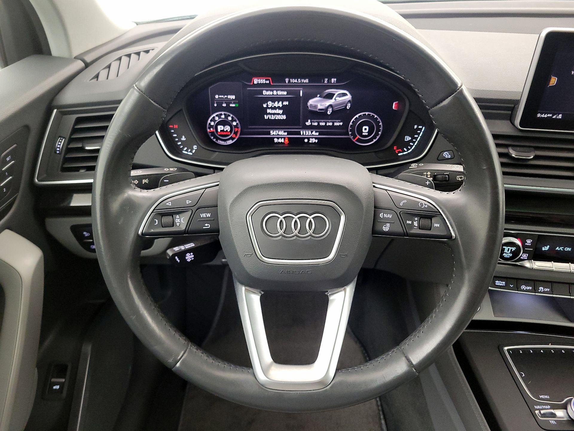 Thumbnail: 2020 Audi Q5 - 10