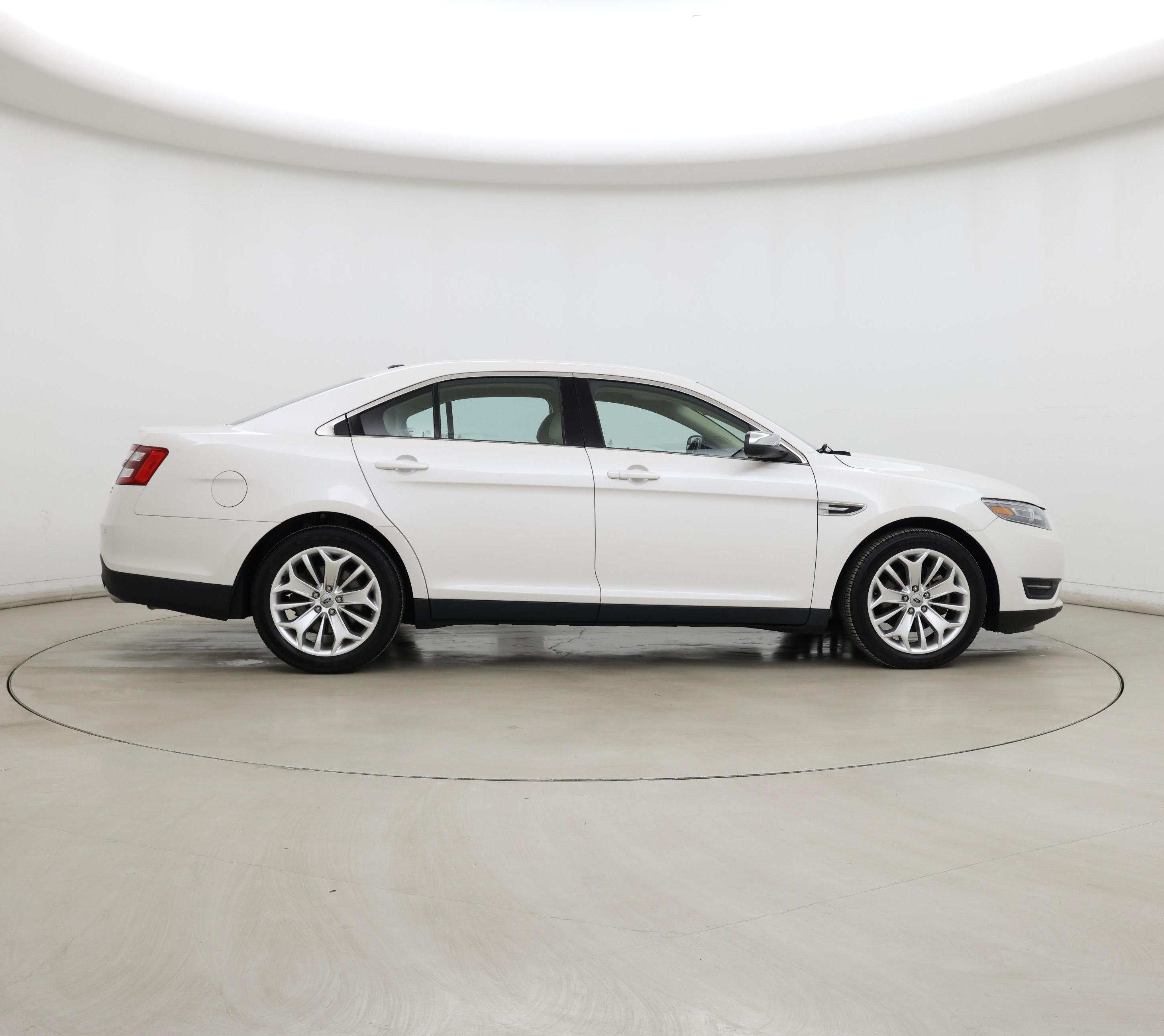 Thumbnail: 2014 Ford Taurus - 7