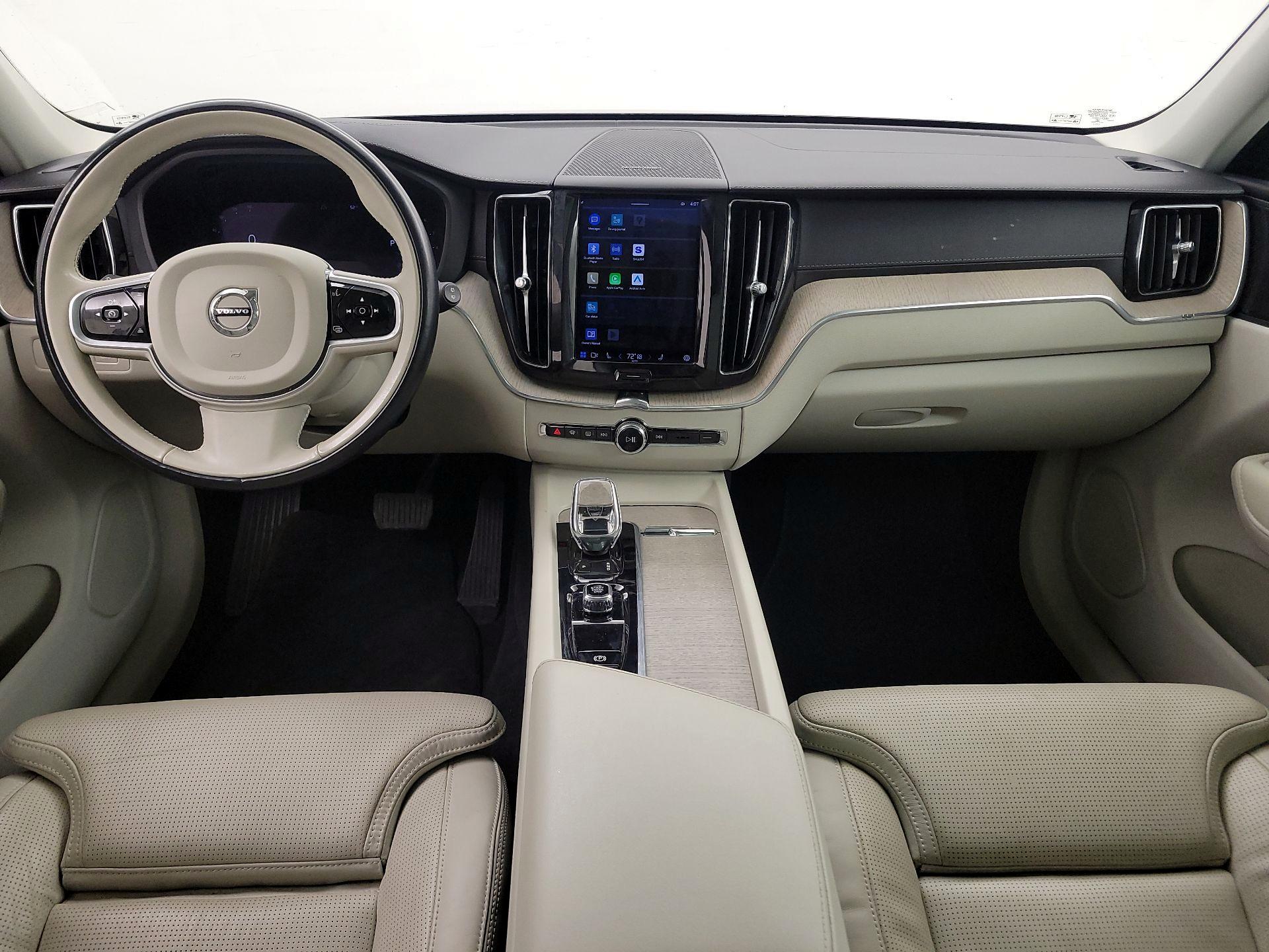 Thumbnail: 2022 Volvo XC60 - 9