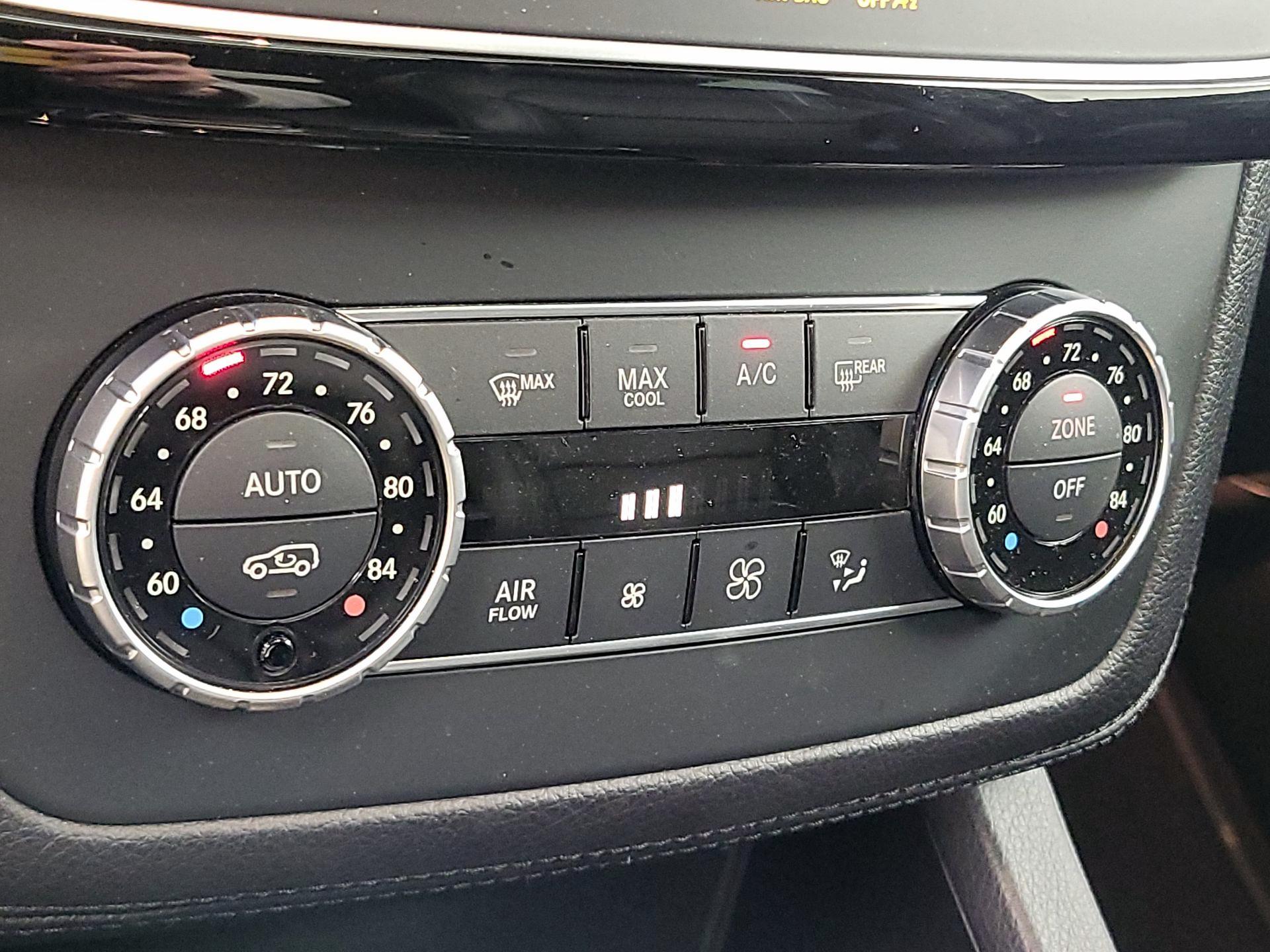 Thumbnail: 2018 Mercedes-Benz GLE - 17