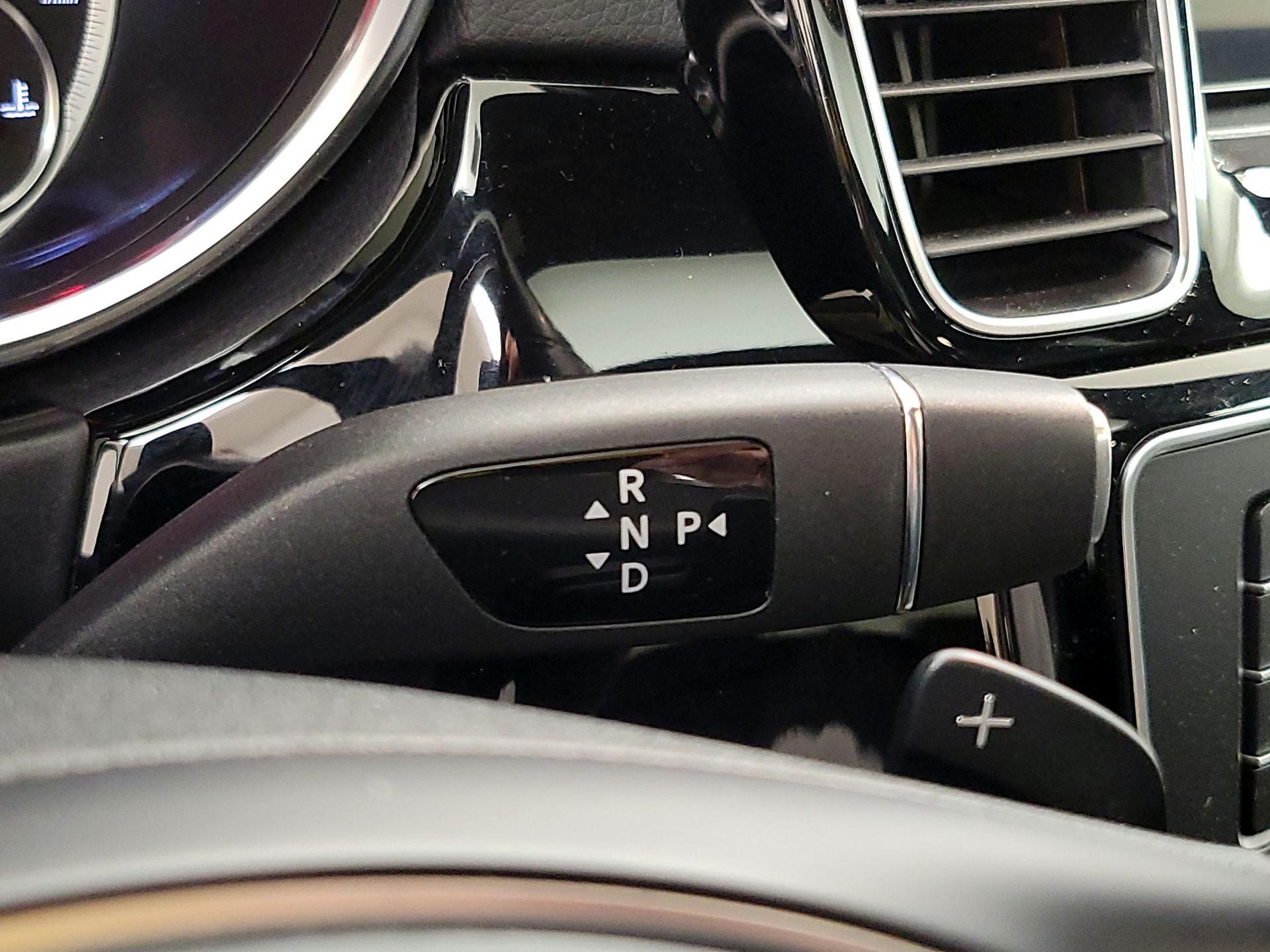 Thumbnail: 2018 Mercedes-Benz GLE - 18