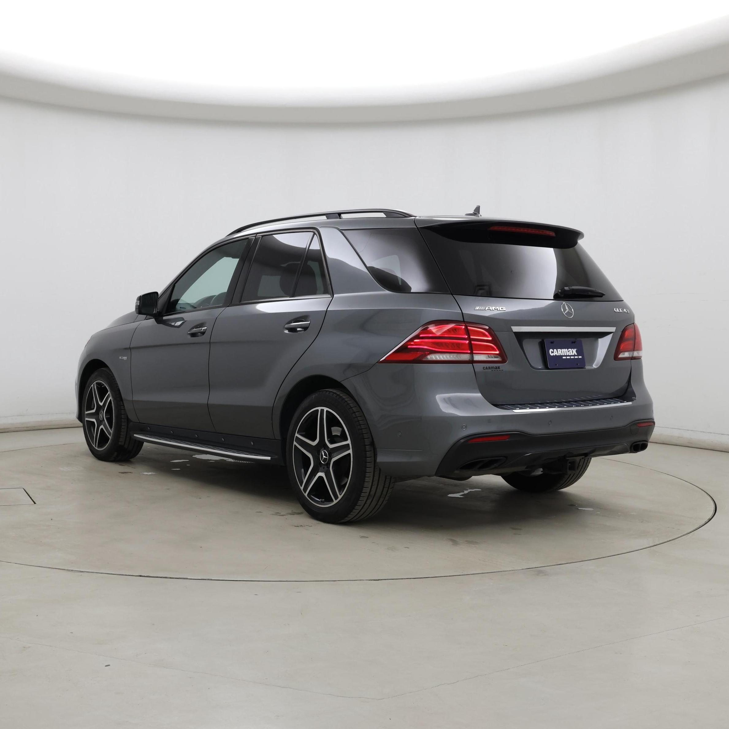 Thumbnail: 2018 Mercedes-Benz GLE - 2