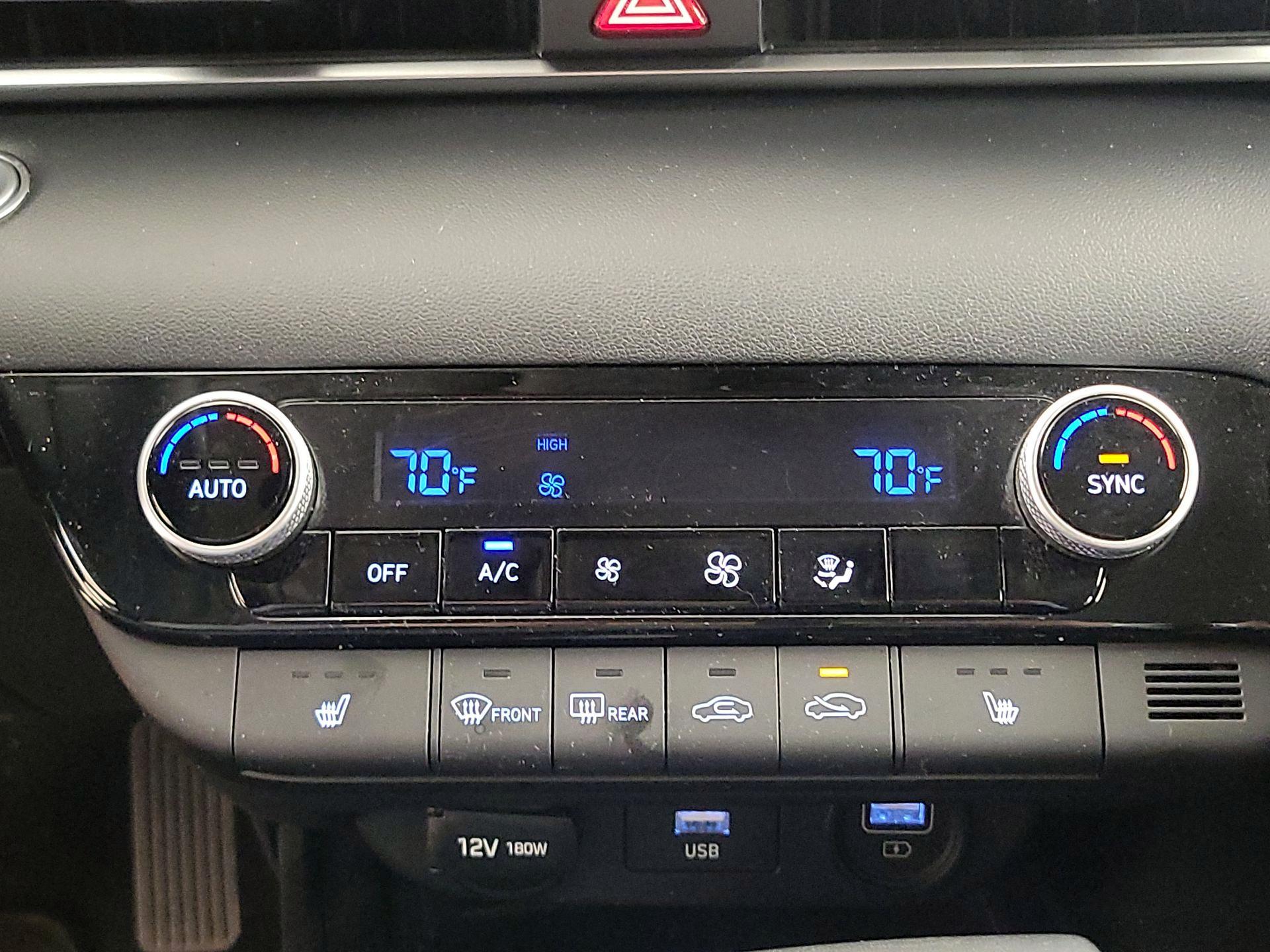 Thumbnail: 2021 Hyundai Elantra - 16