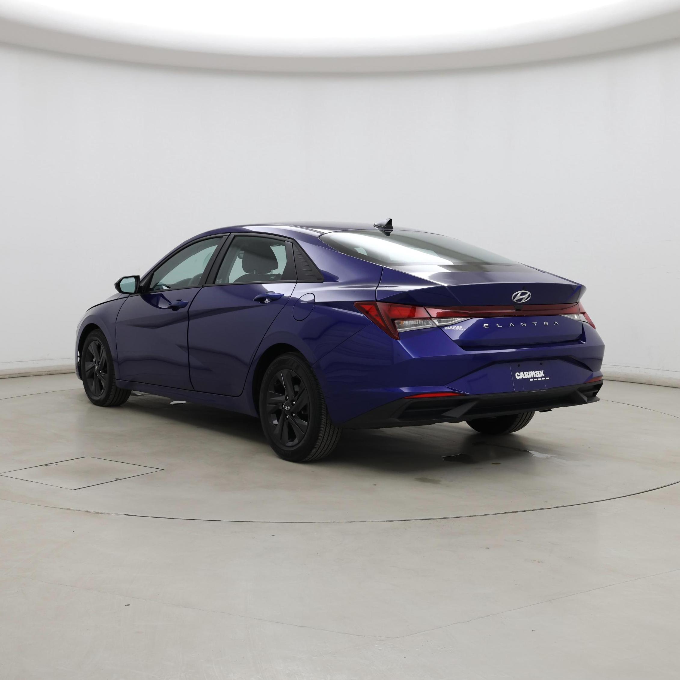 Thumbnail: 2021 Hyundai Elantra - 2