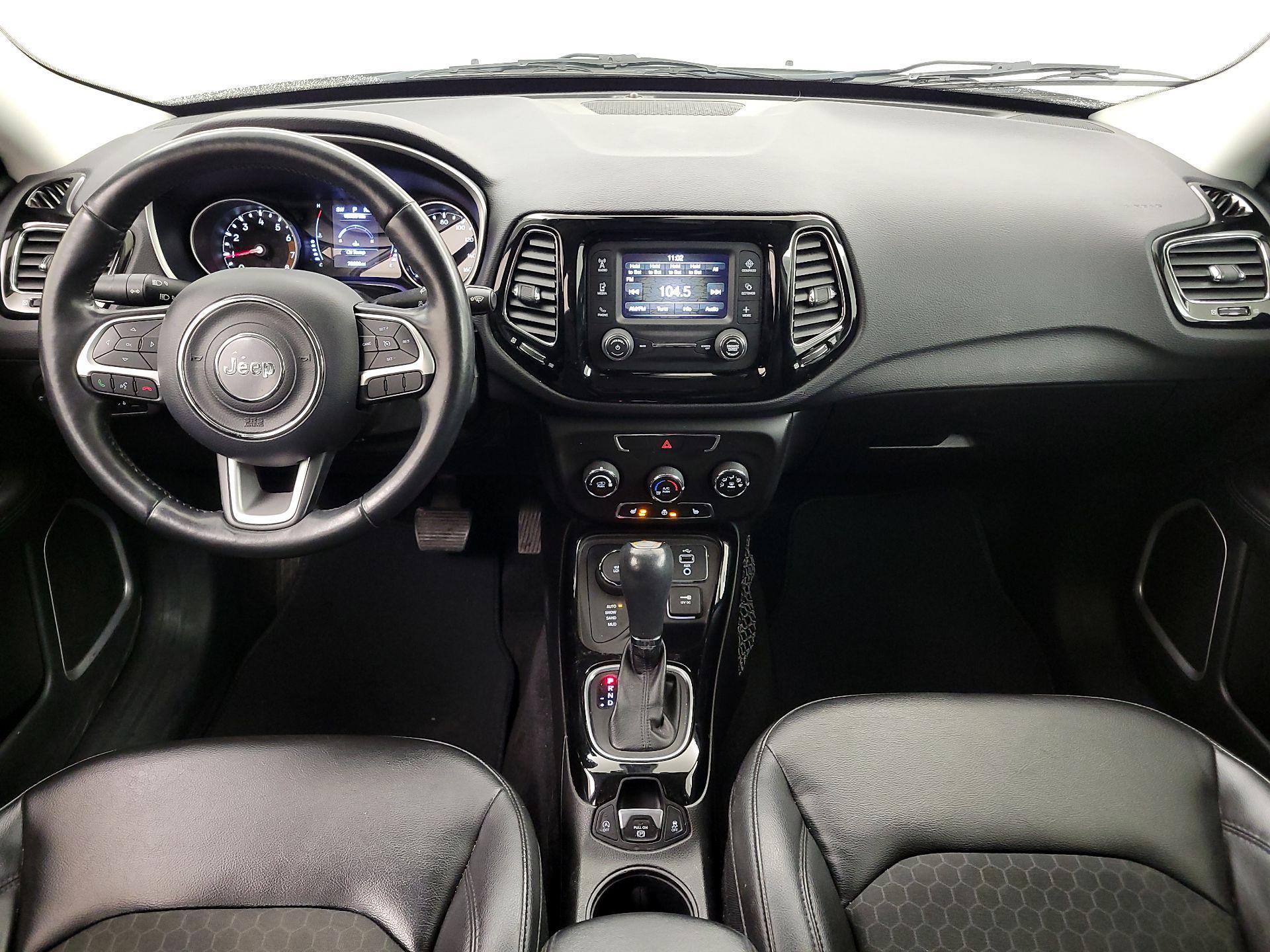 Thumbnail: 2018 Jeep Compass - 9