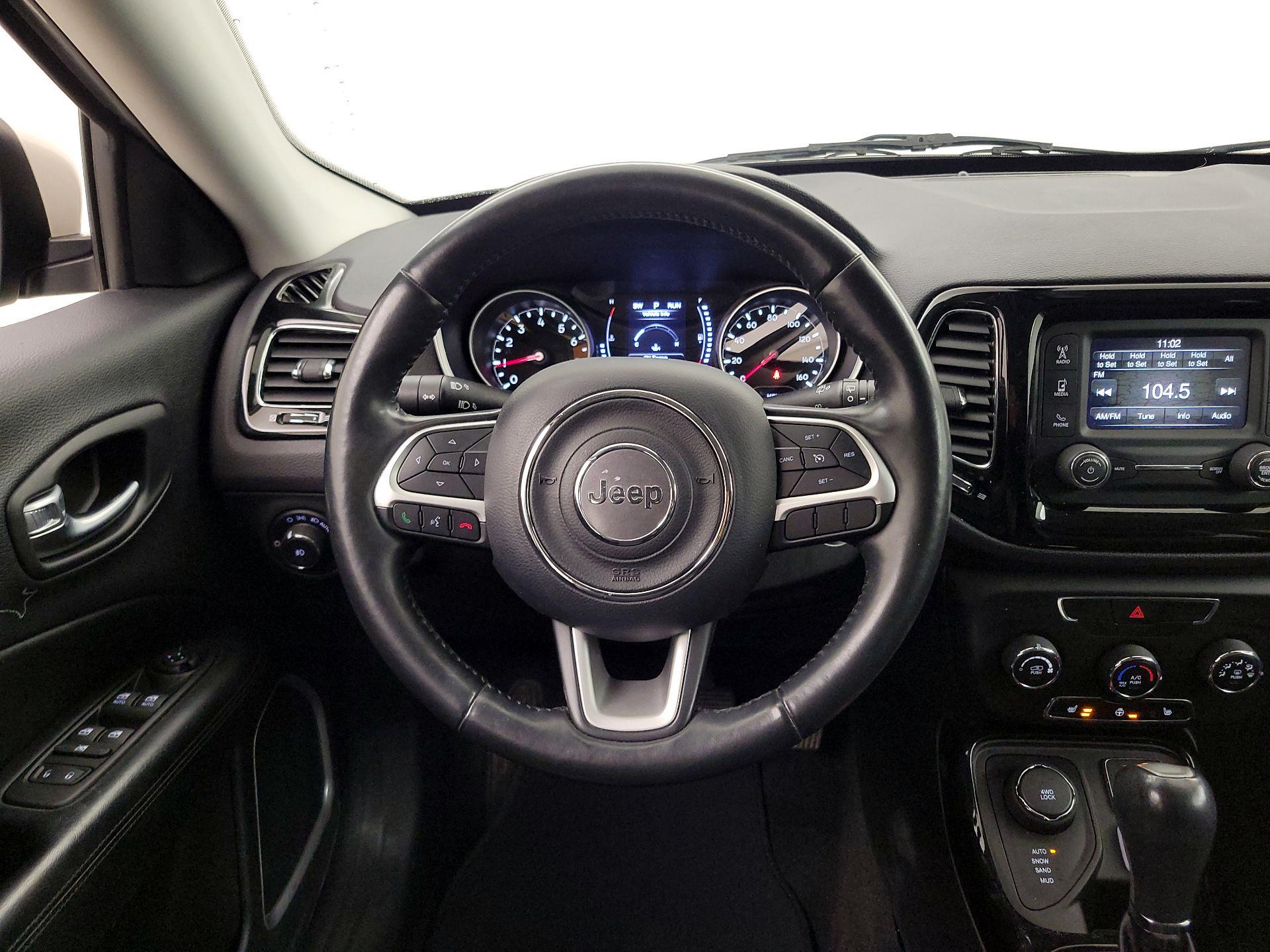 Thumbnail: 2018 Jeep Compass - 10