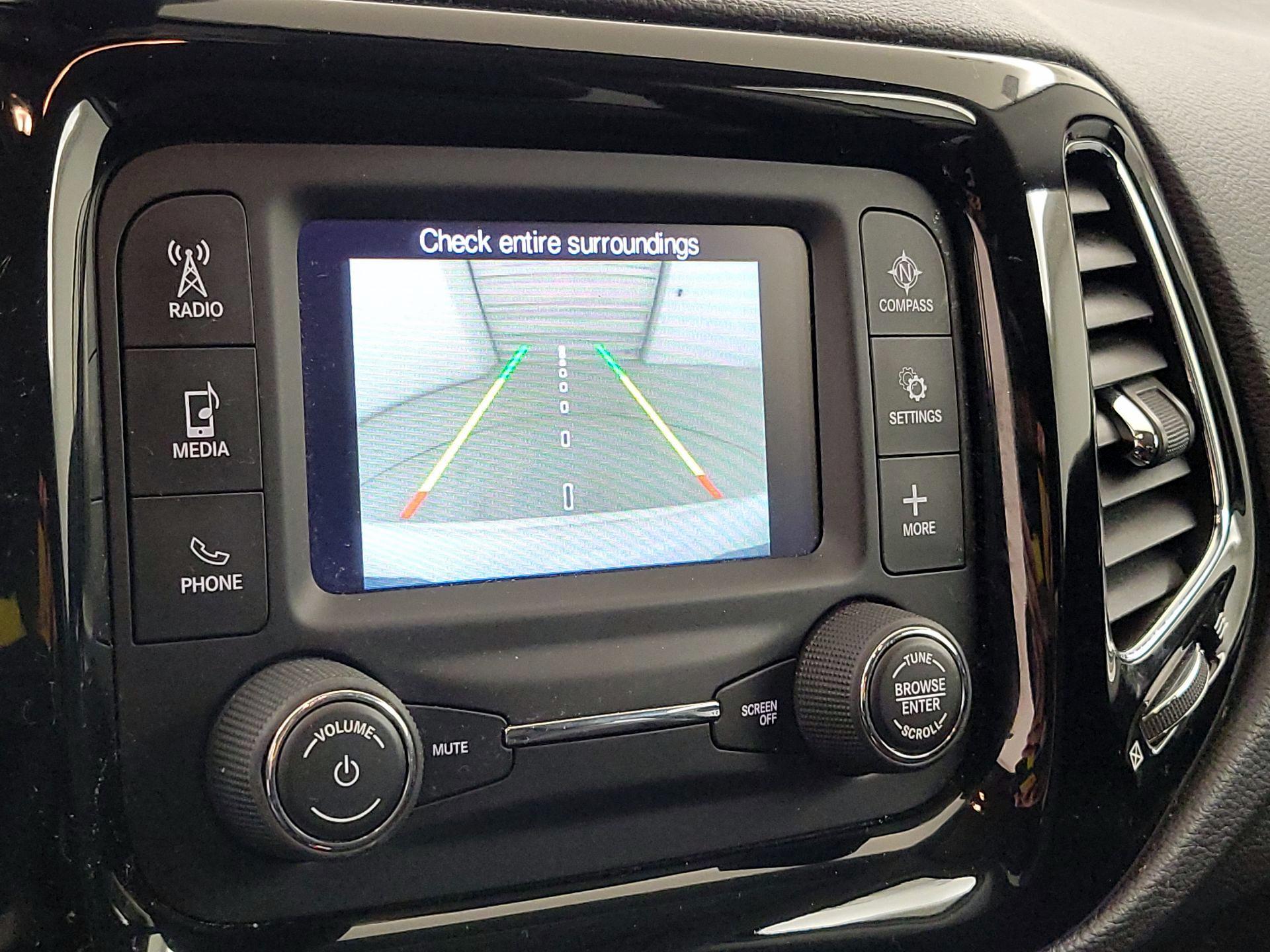 Thumbnail: 2018 Jeep Compass - 14