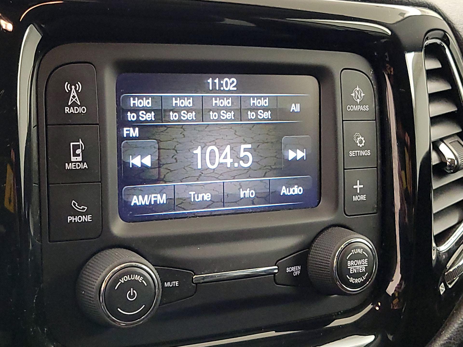 Thumbnail: 2018 Jeep Compass - 15