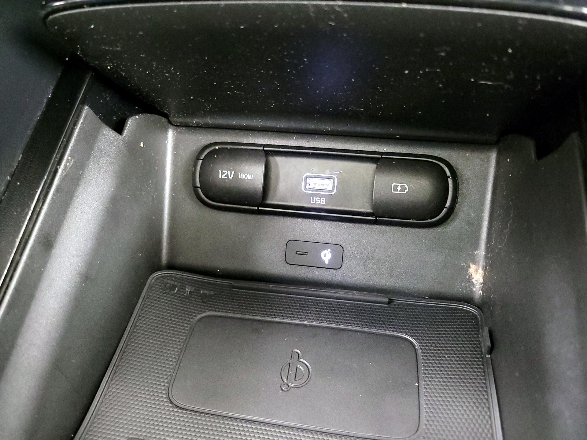 Thumbnail: 2022 Kia Telluride - 19