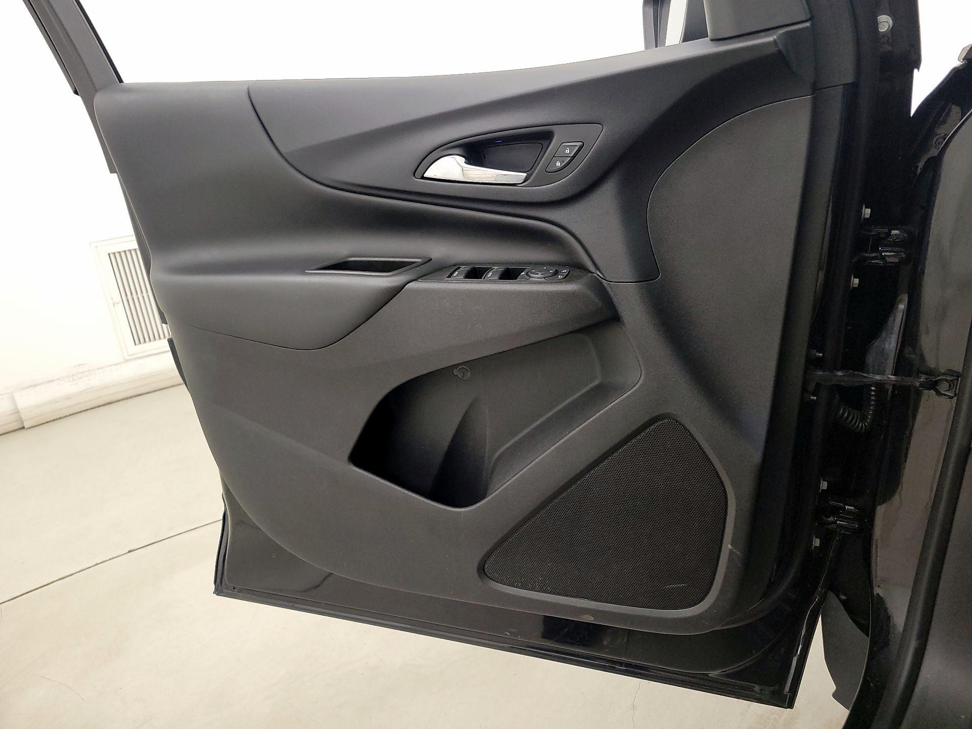 Thumbnail: 2022 Chevrolet Equinox - 12