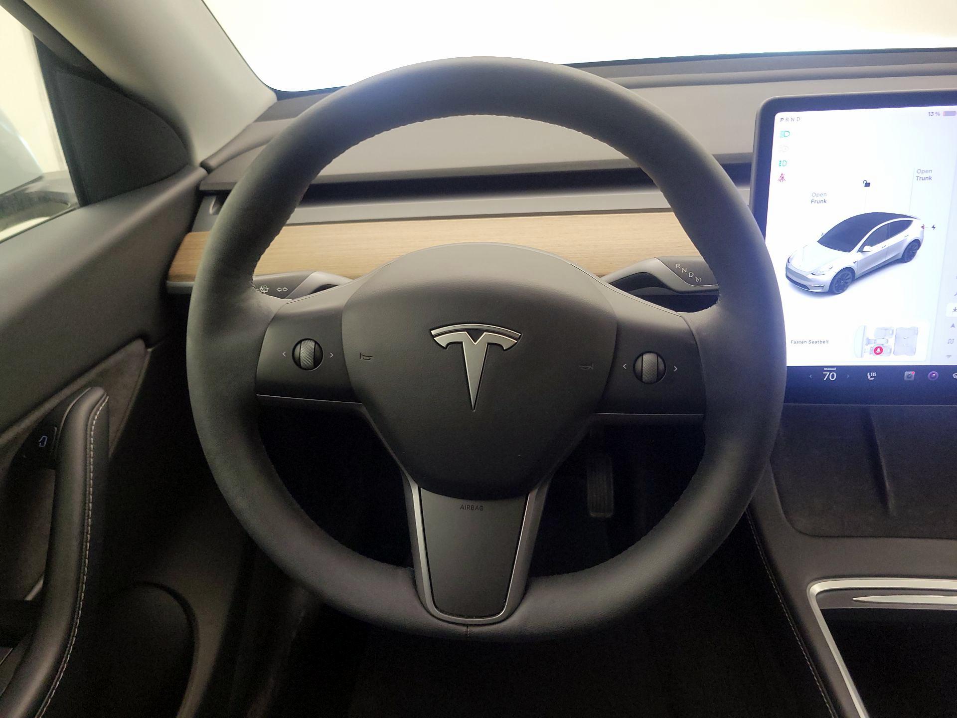 Thumbnail: 2021 Tesla Model Y - 10