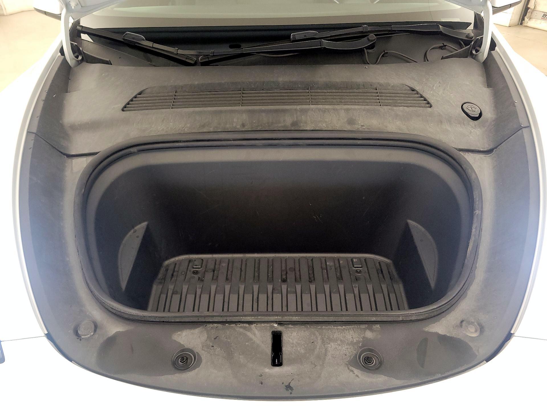 Thumbnail: 2021 Tesla Model Y - 20