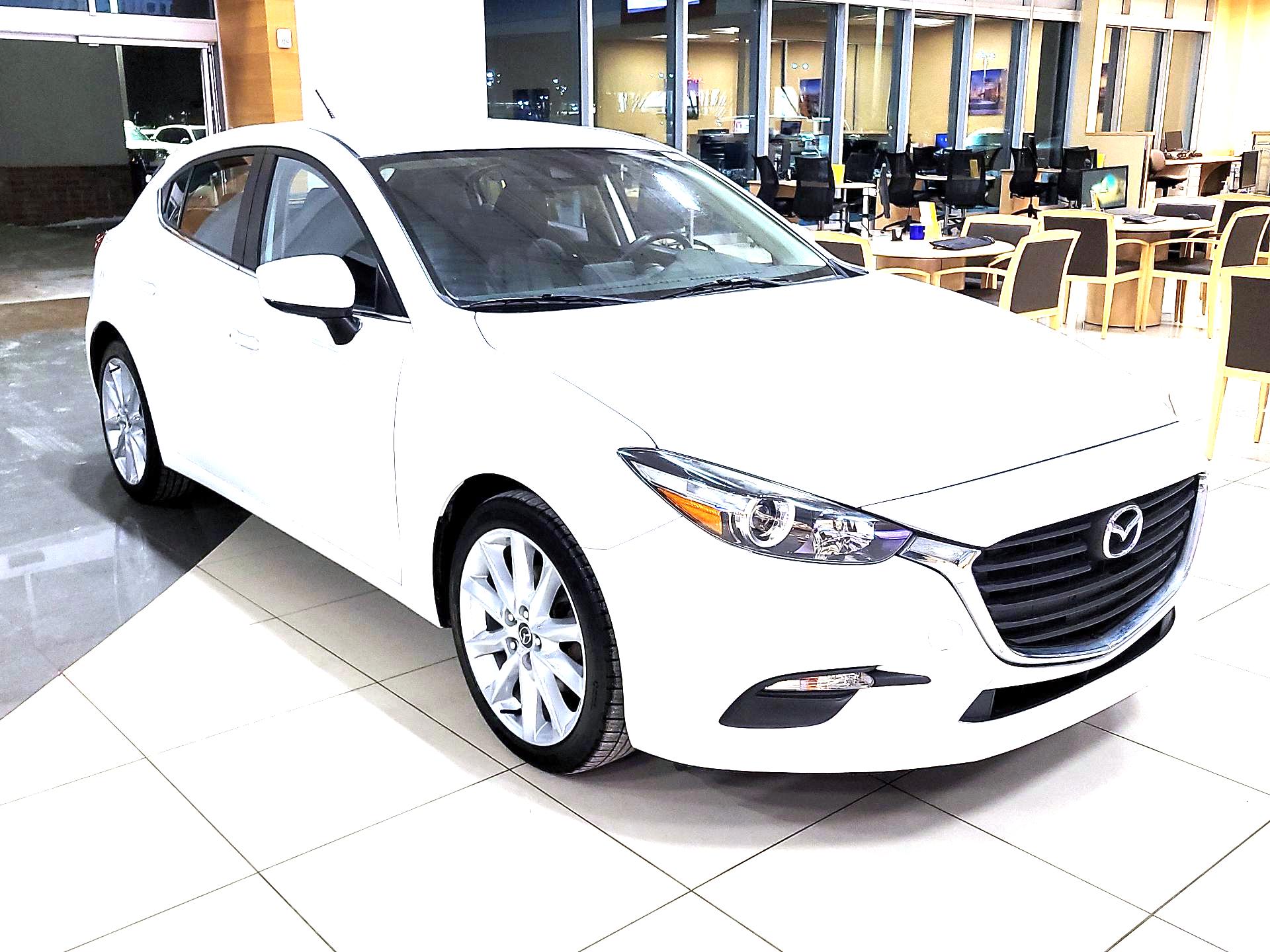 Thumbnail: 2017 Mazda Mazda3 - 1