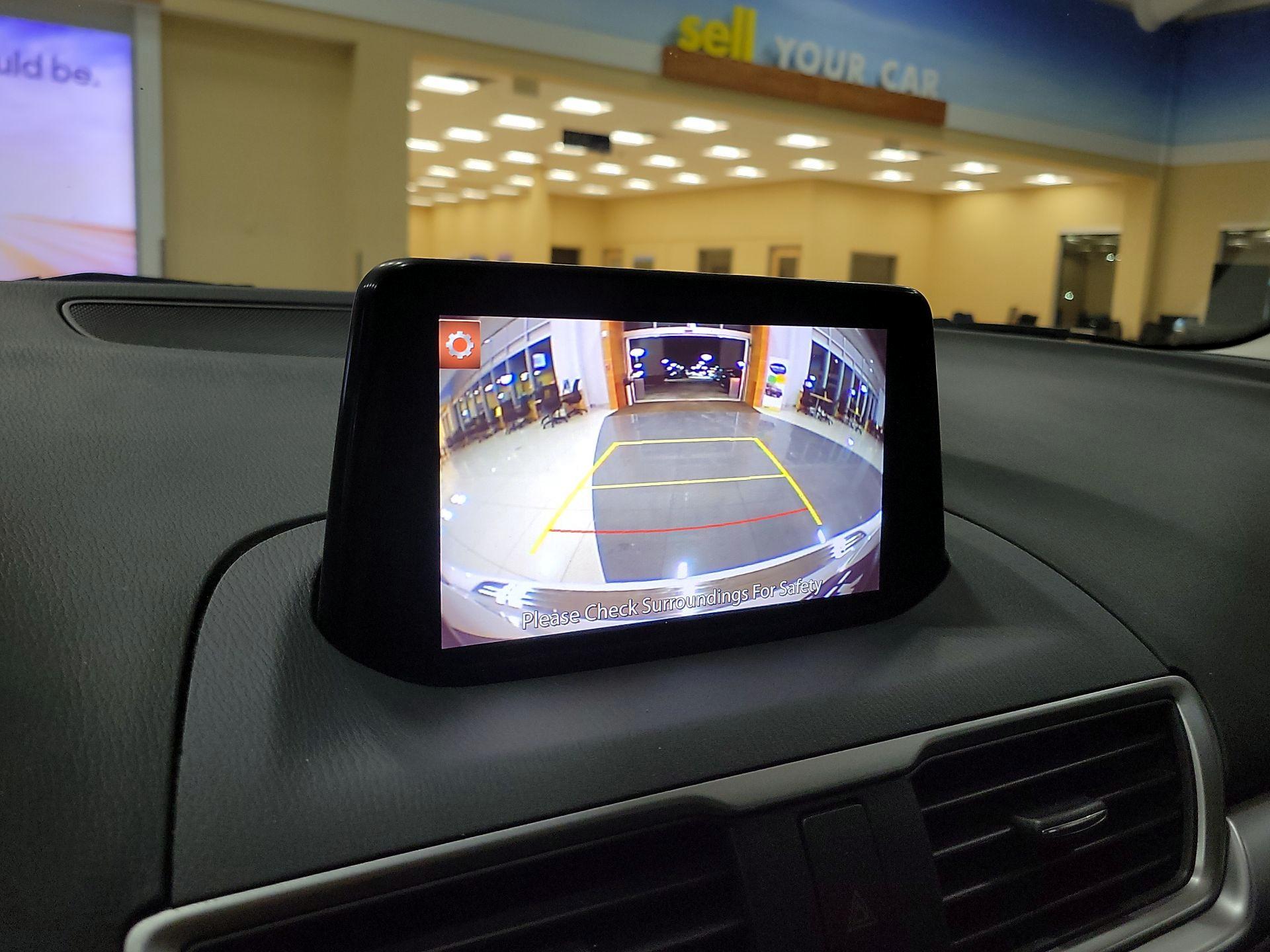 Thumbnail: 2017 Mazda Mazda3 - 13