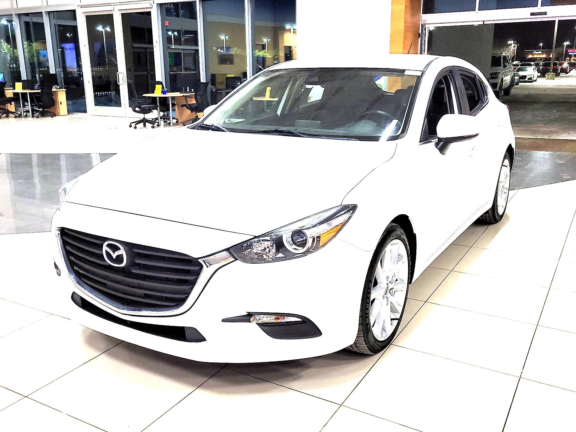 Thumbnail: 2017 Mazda Mazda3 - 3