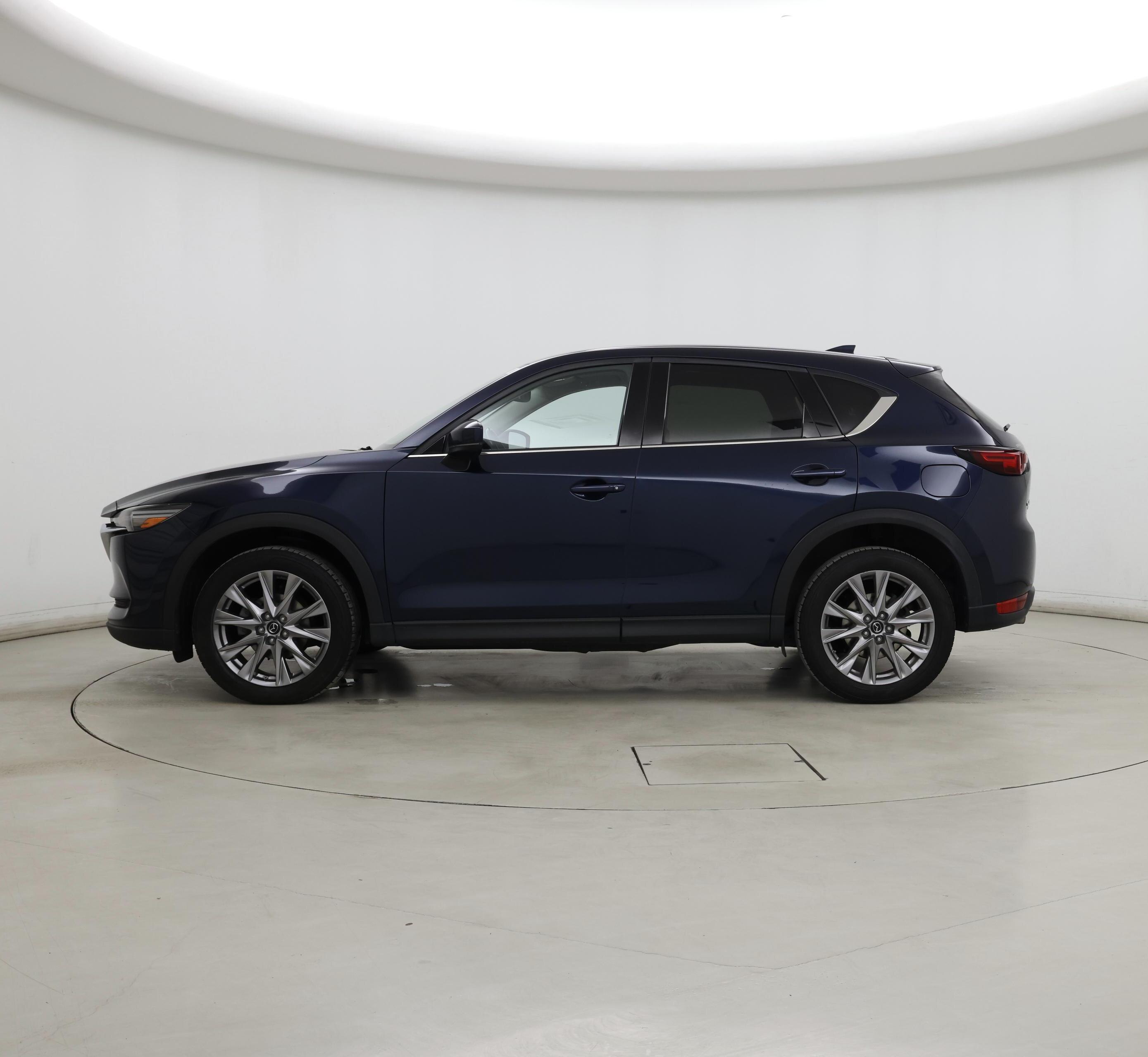 Thumbnail: 2020 Mazda CX-5 - 3