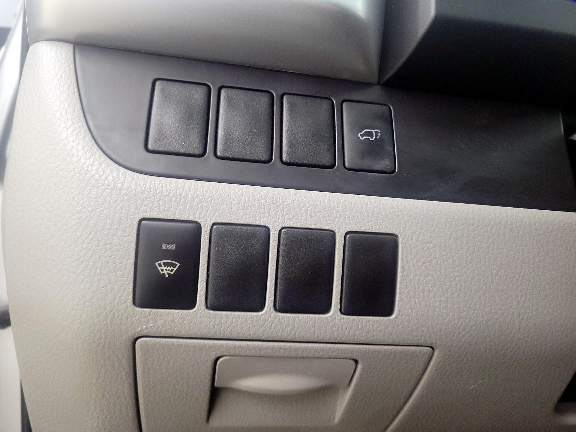 Thumbnail: 2016 Toyota Highlander - 13