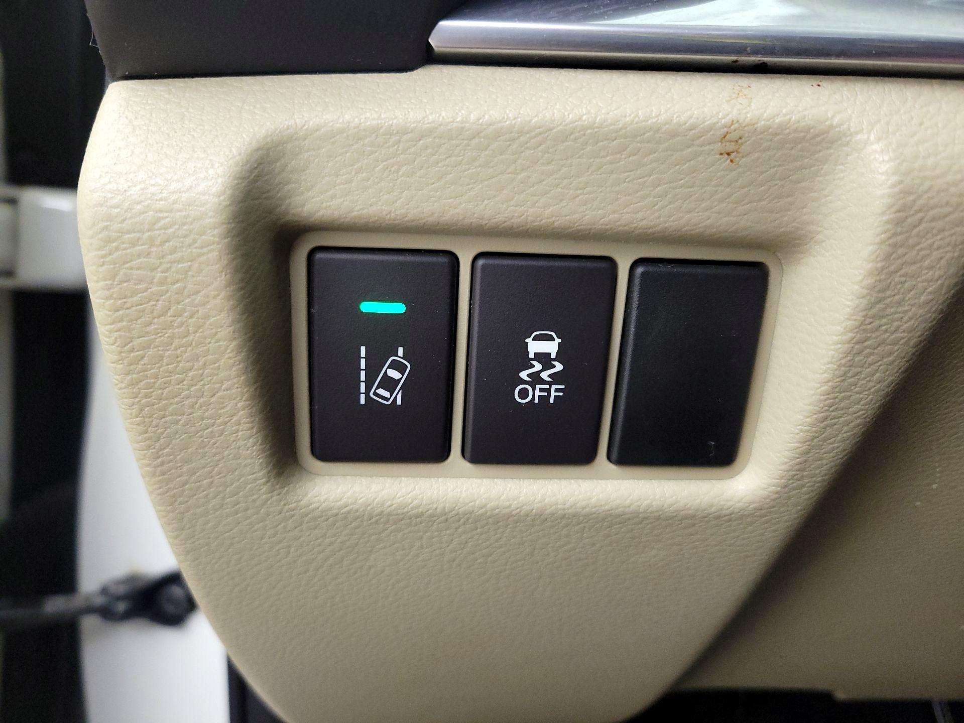 Thumbnail: 2016 Acura MDX - 13