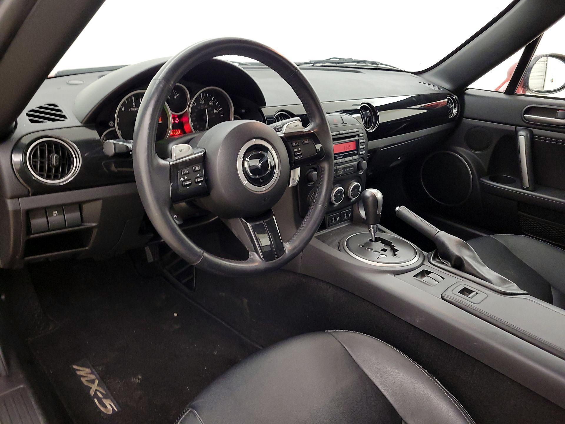 Thumbnail: 2015 Mazda MX-5 Miata - 9