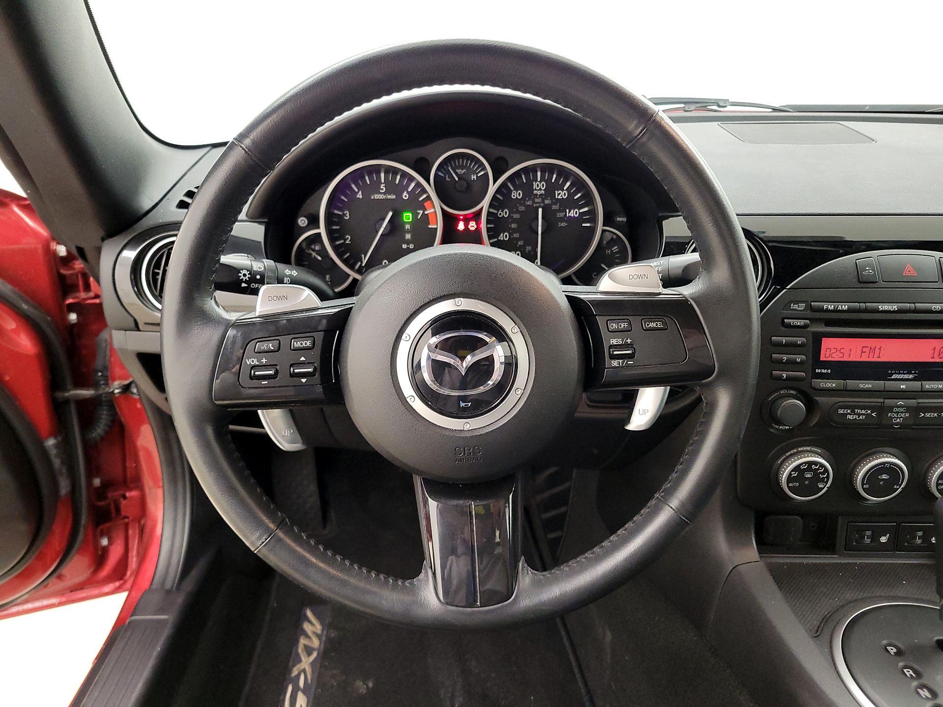 Thumbnail: 2015 Mazda MX-5 Miata - 10