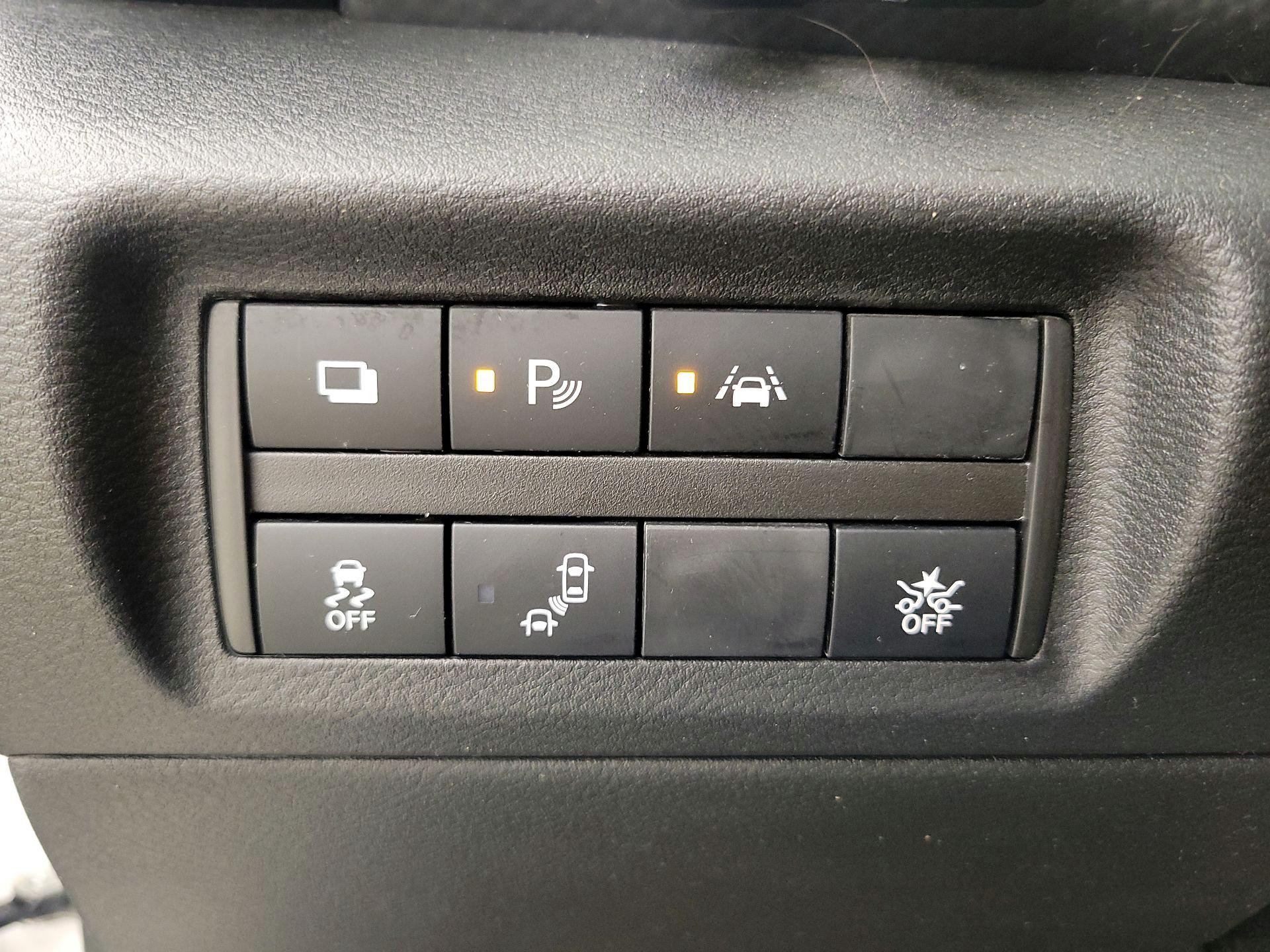 Thumbnail: 2022 Nissan Kicks - 13